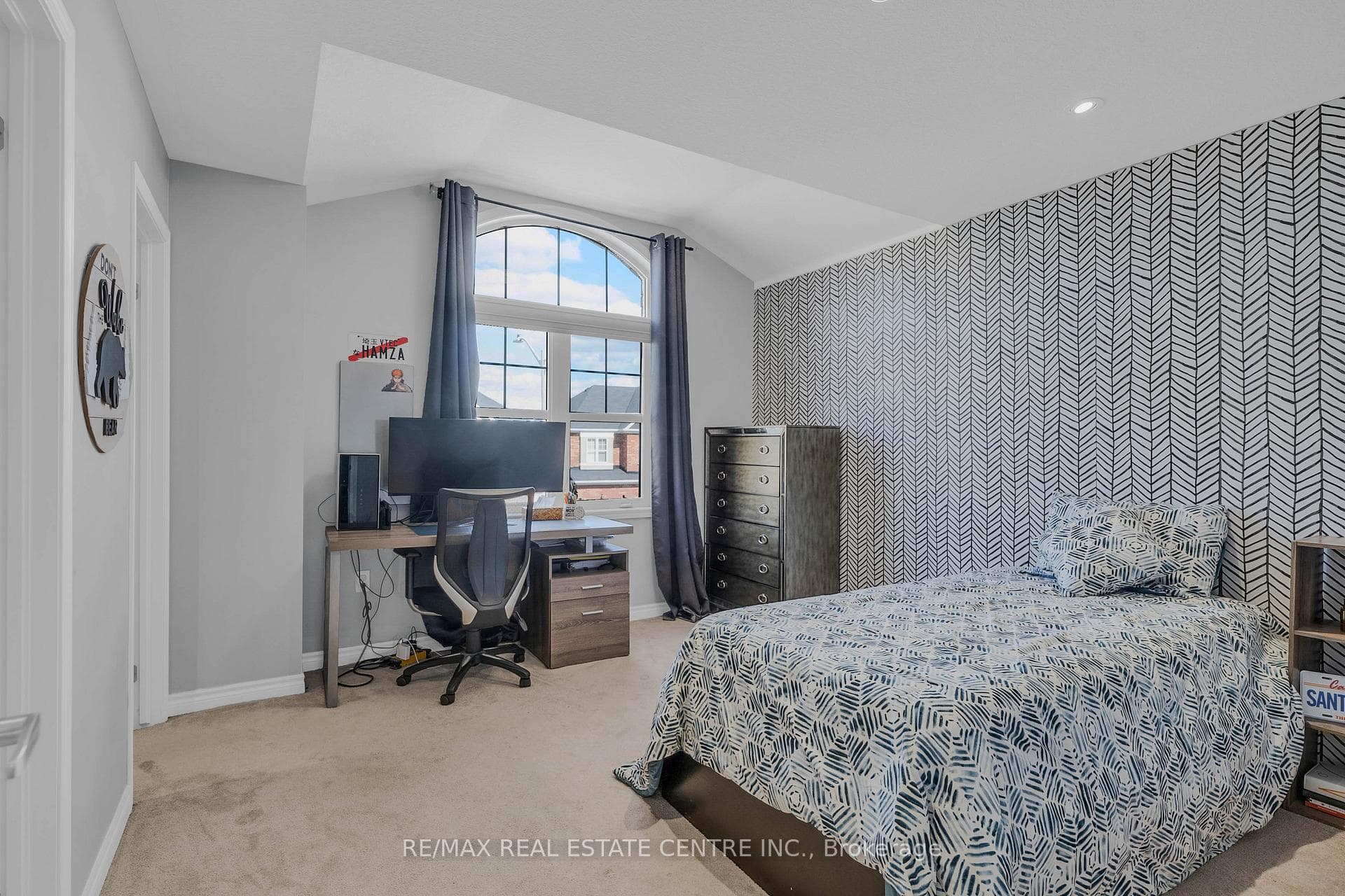 460 Equestrian Way photo 29