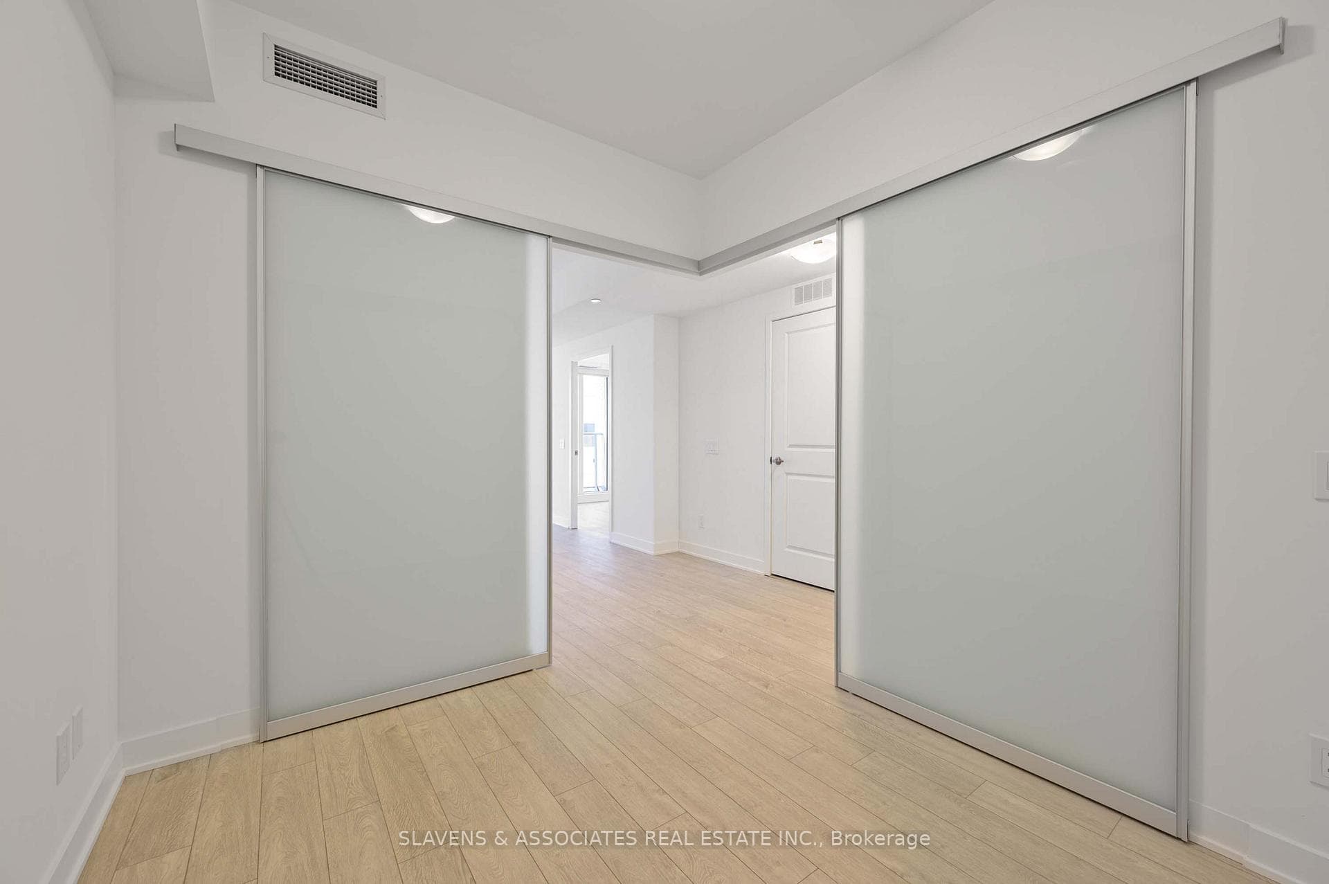 543 Richmond Street Unit 735 photo 14