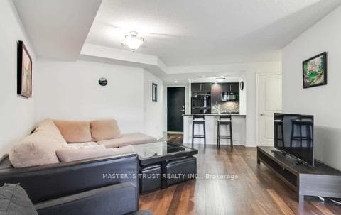 500 Doris Avenue Unit 624 photo 2