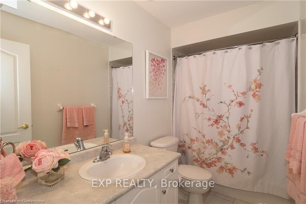 67 Bloomington Drive photo 32