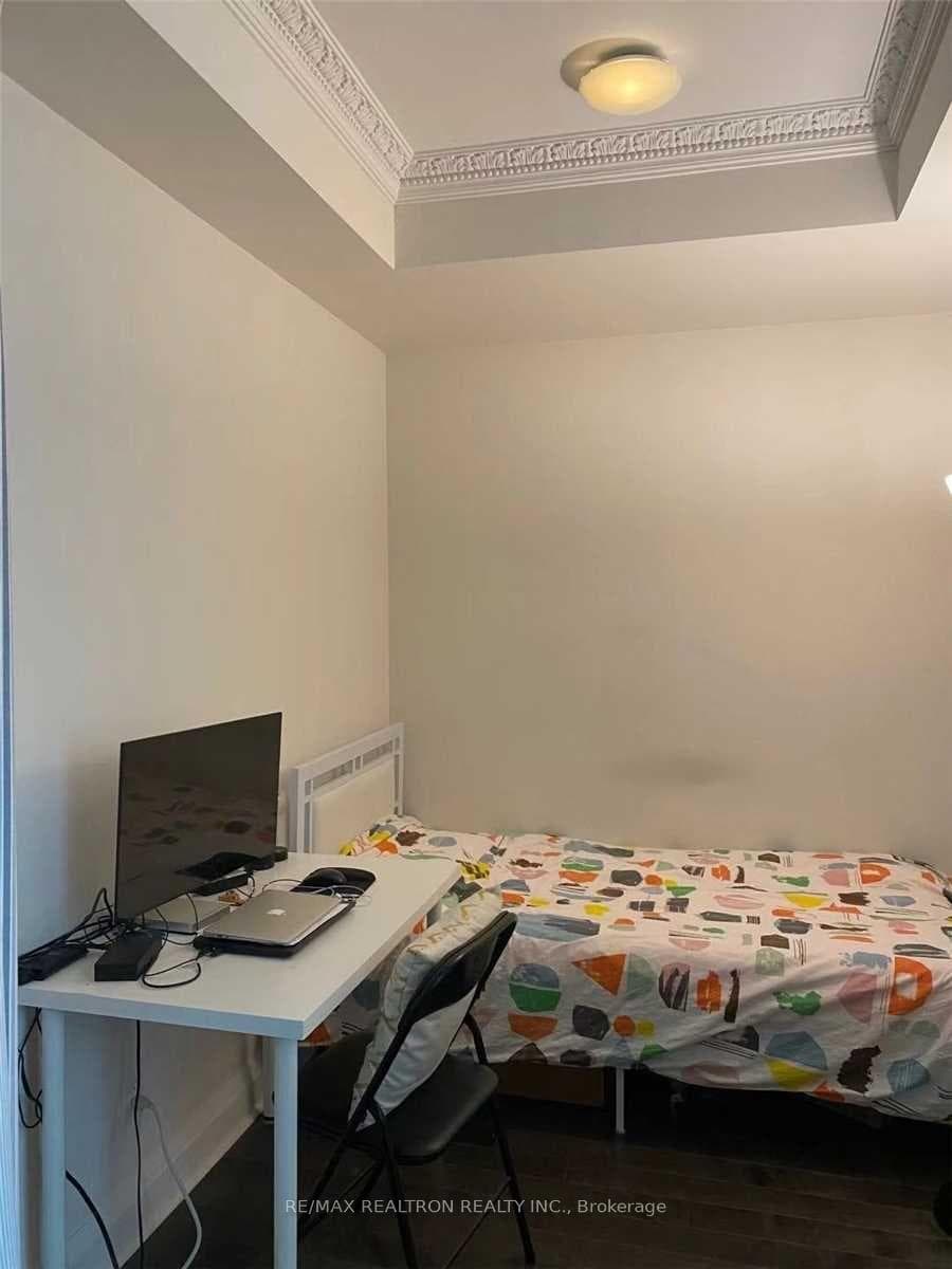16 Harbour Street Unit 3601 photo 4