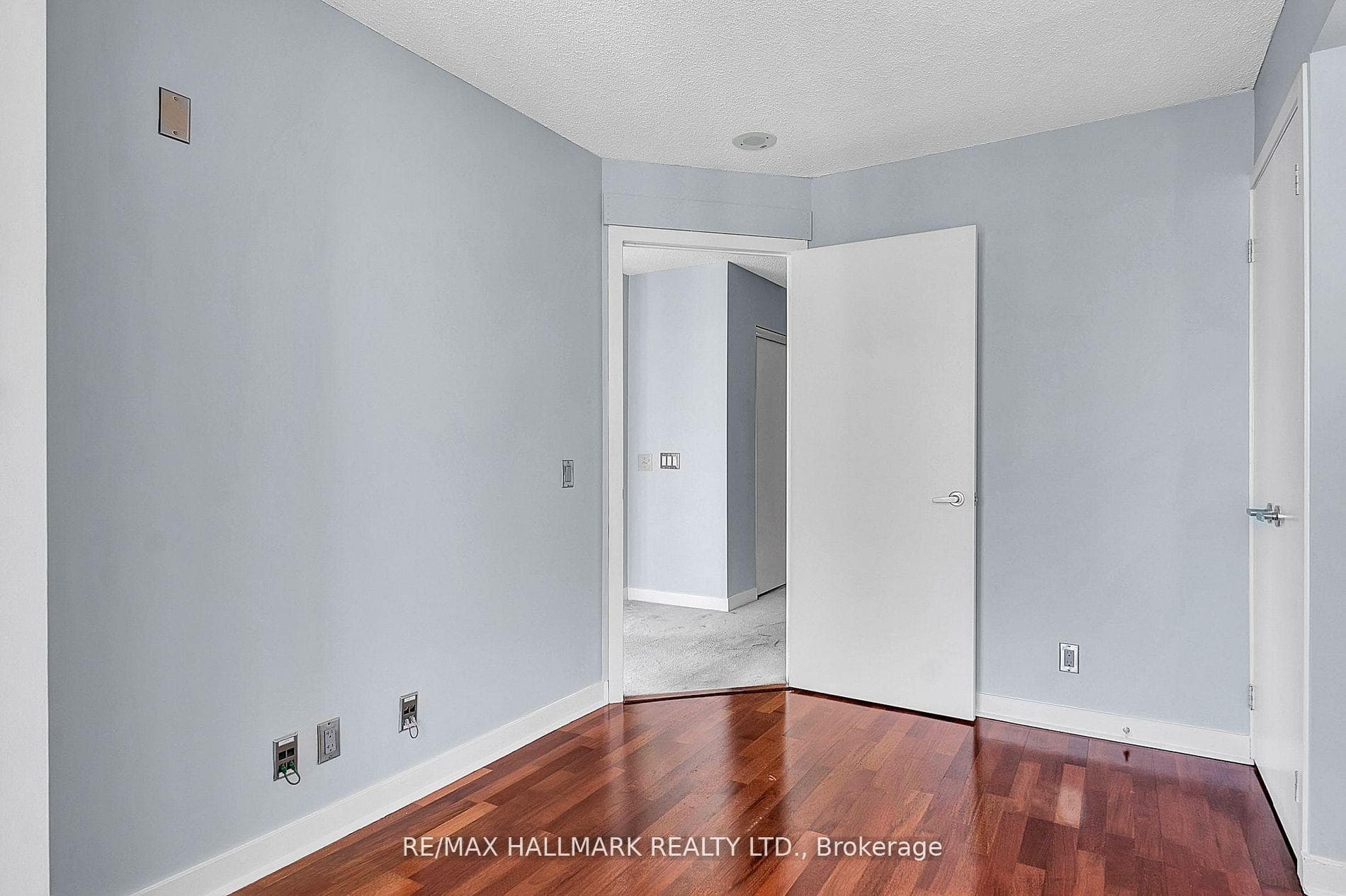 373 Front Street Unit 2209 photo 17