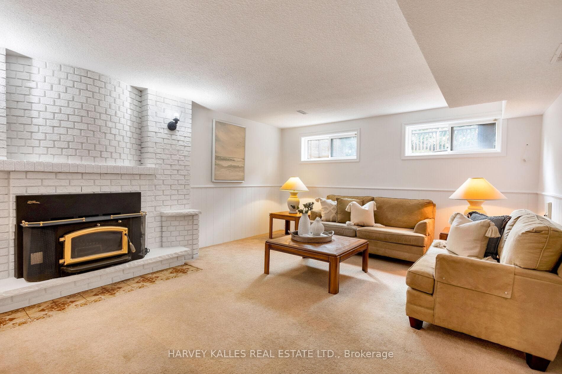196 Prince Edward Drive photo 36