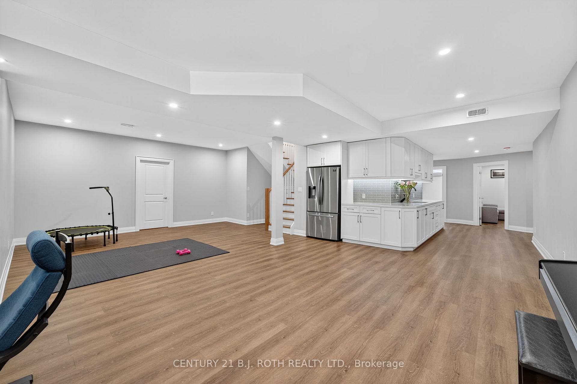 300 Shanty Bay Road photo 32