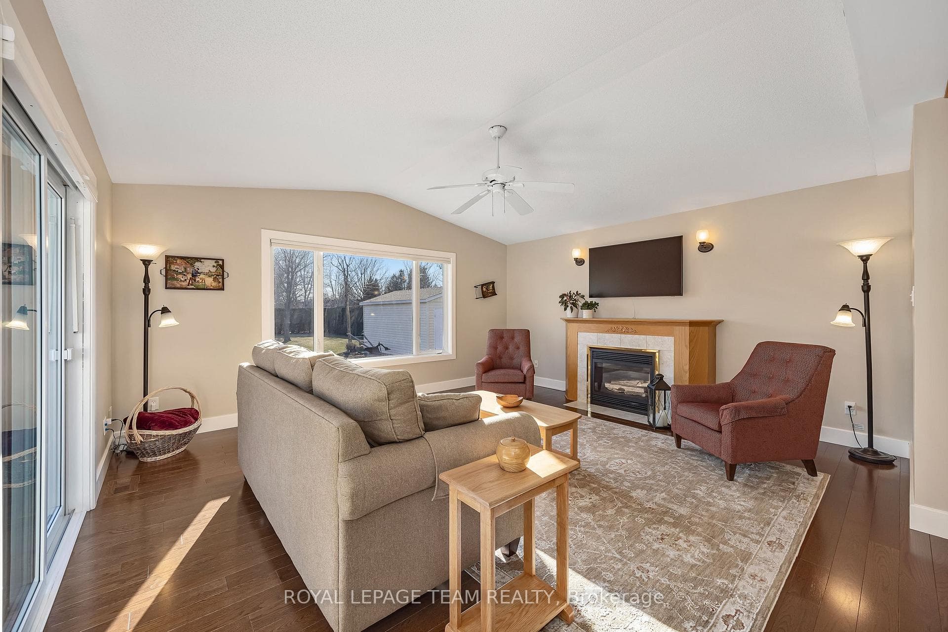2291 Relin Way photo 14