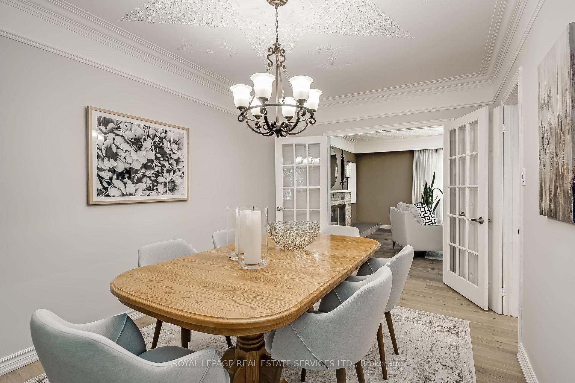1123 Lakeshore Road photo 11