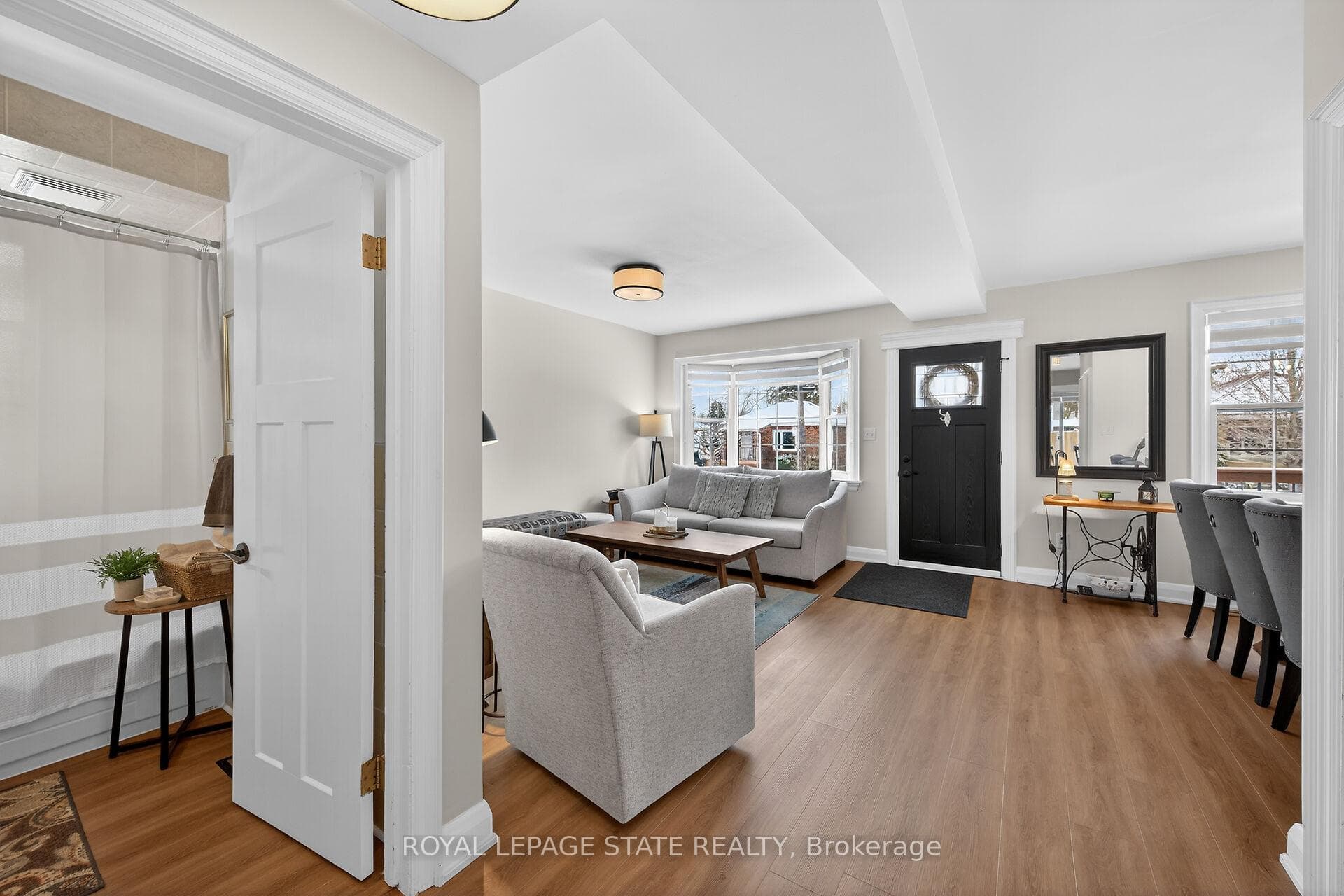 13 Cameron Avenue photo 4