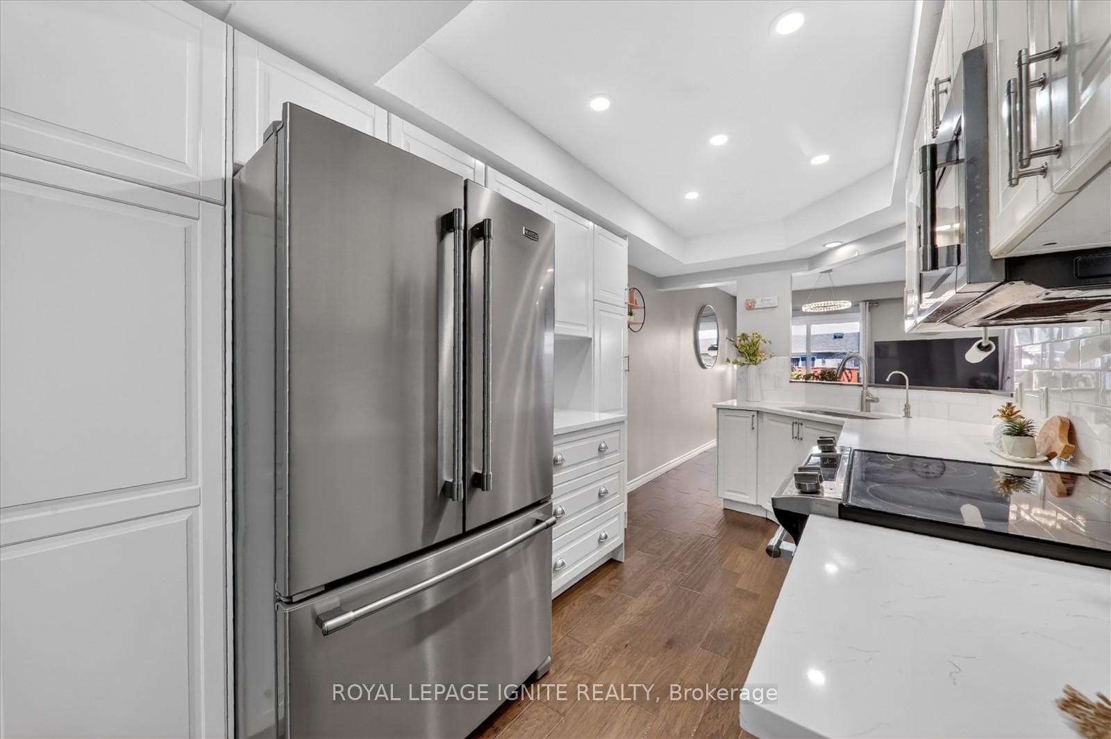 174 Highbury Drive Unit 17 photo 10