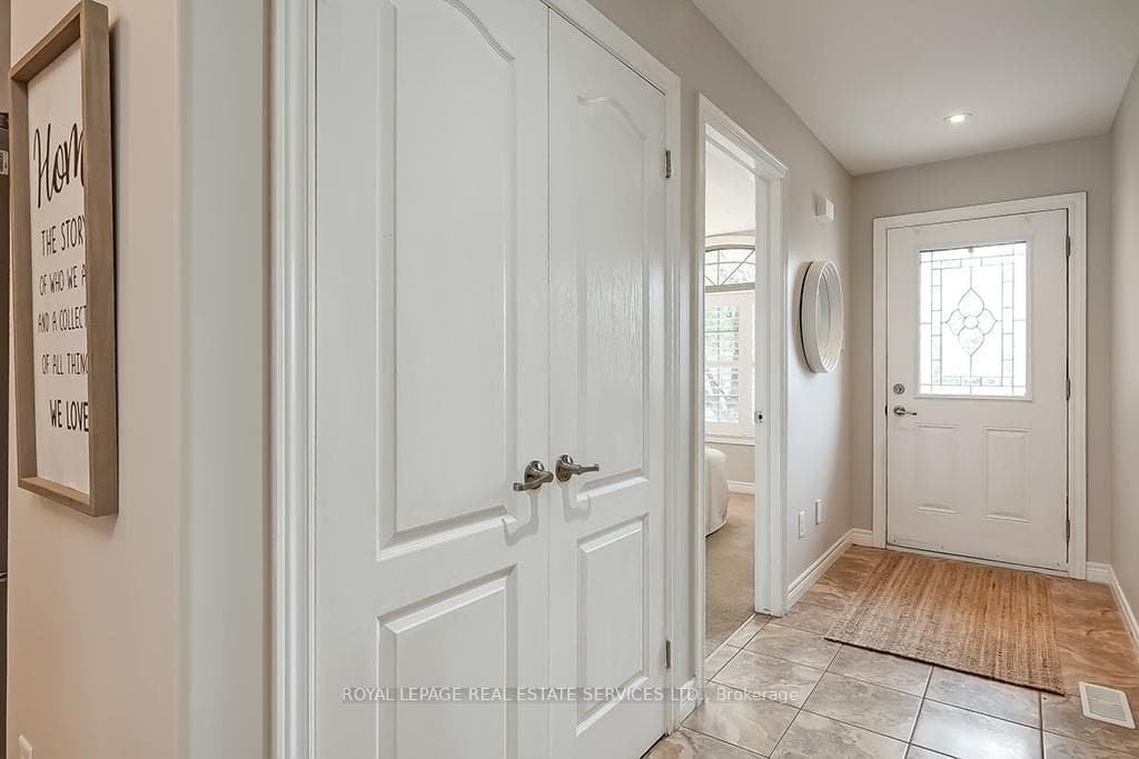 560 Grey Street Unit 25 photo 3
