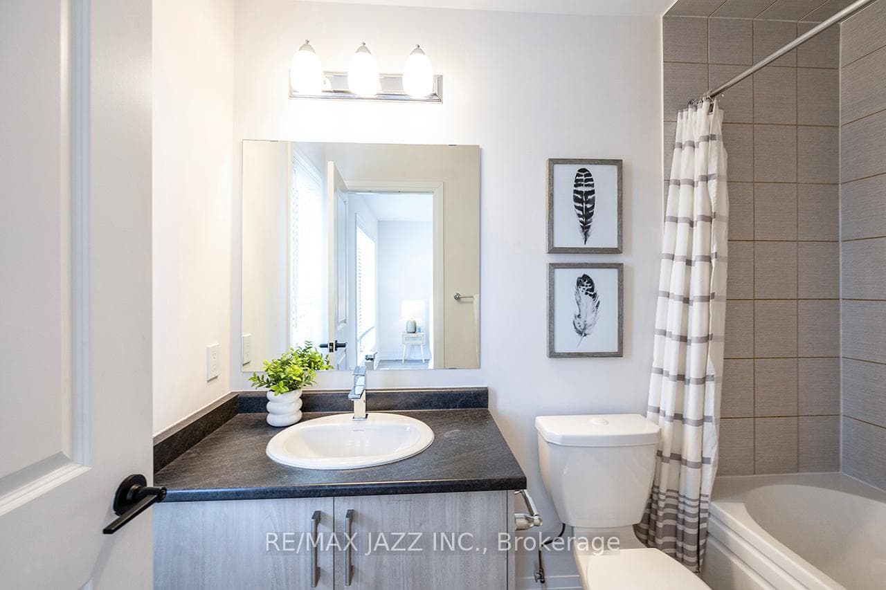 74 Ambereen Place photo 31