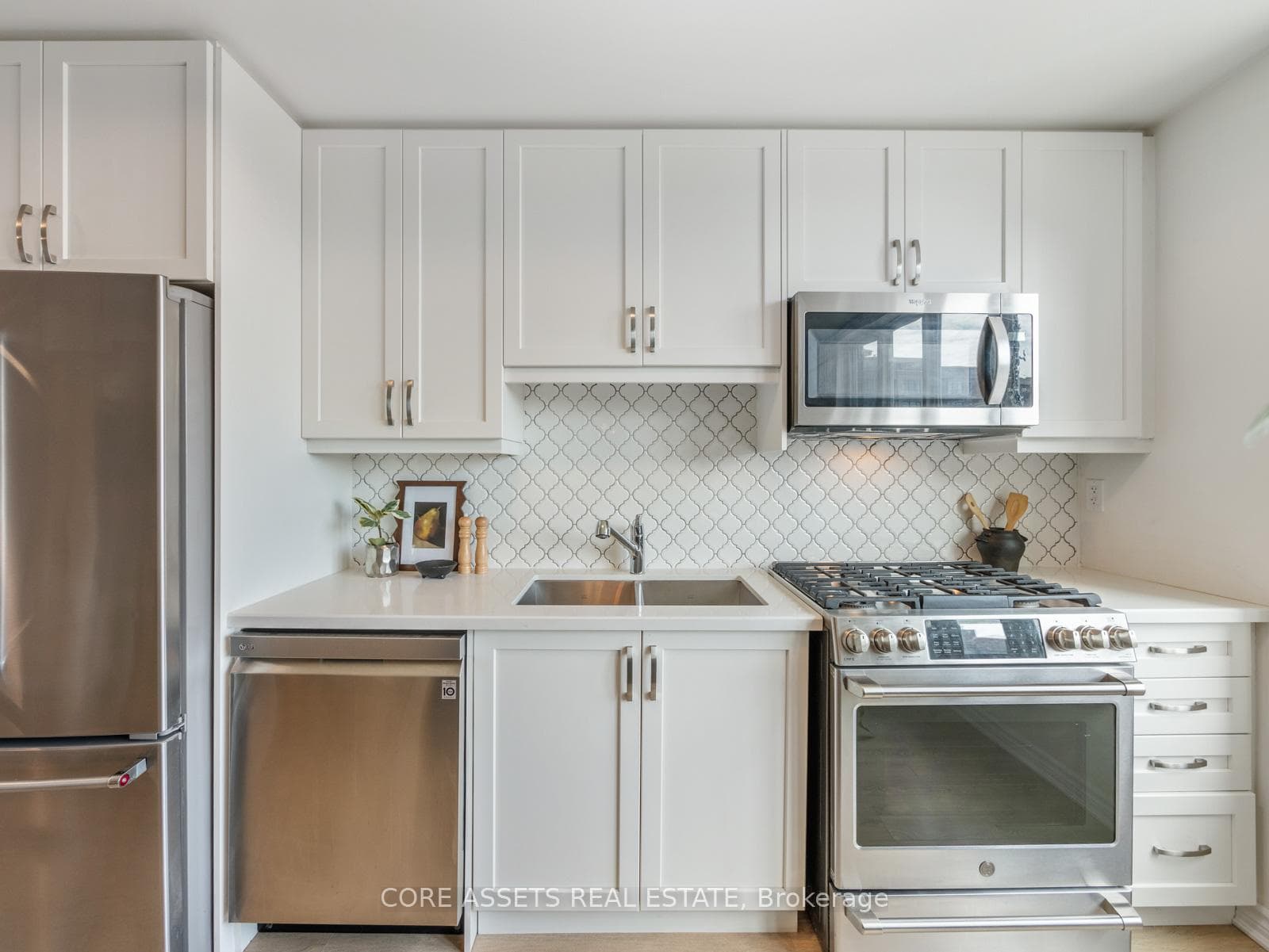 100 Long Branch Avenue Unit 23 photo 8