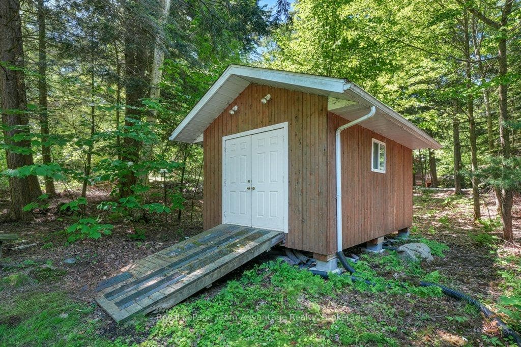 Shed