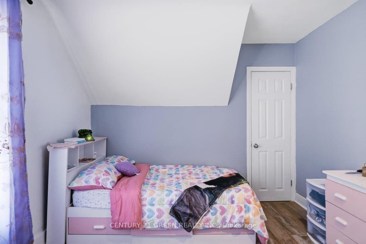 506 Niagara Street photo 22
