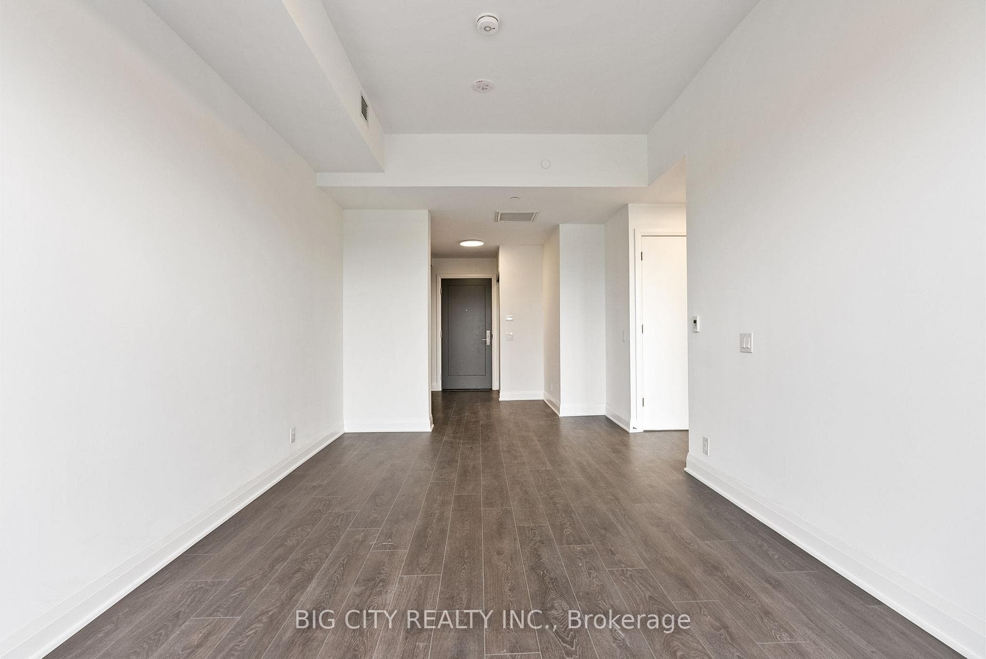 33 Frederick Todd Way Unit 1502 photo 8