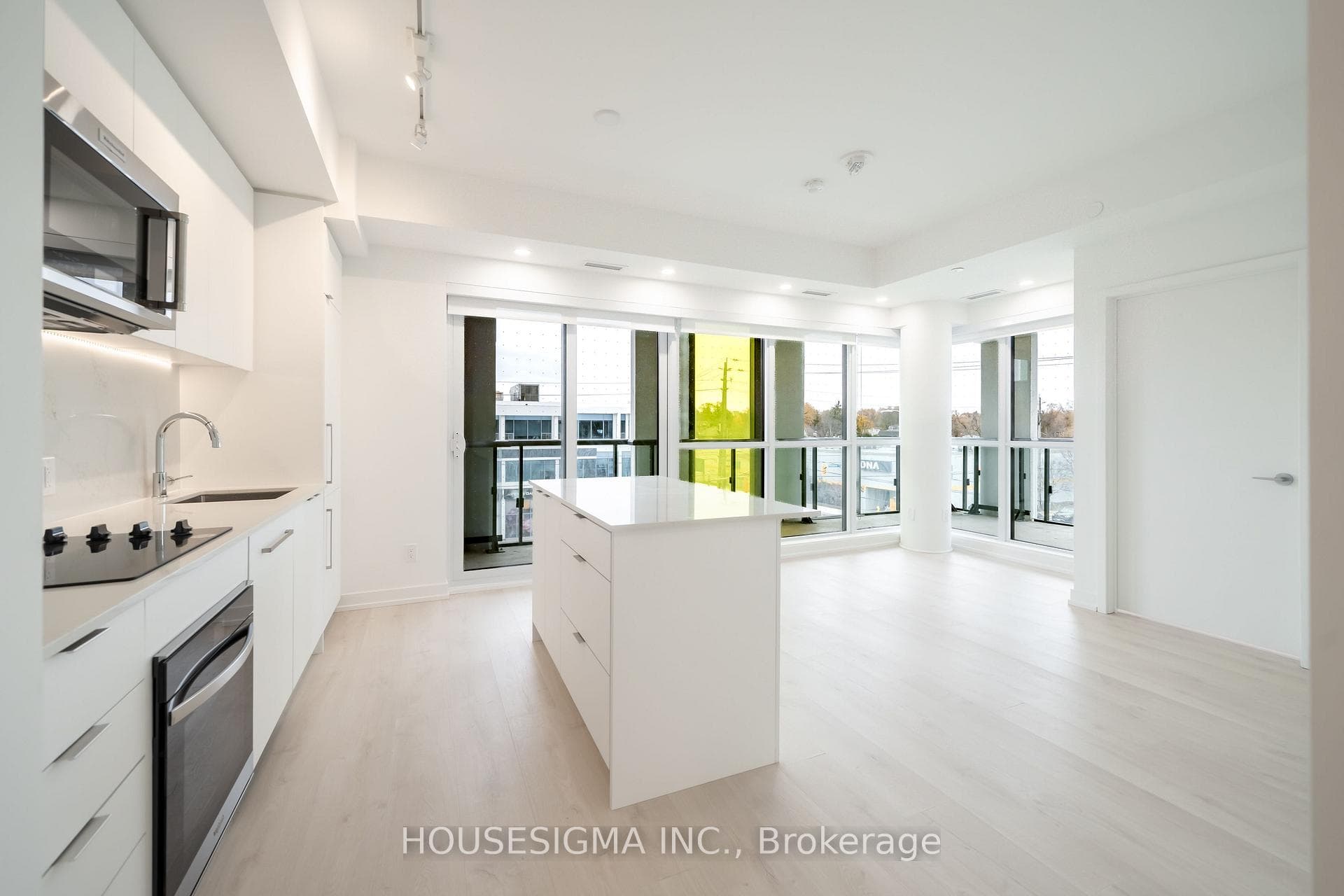 181 Sheppard Avenue Unit 206 photo 5
