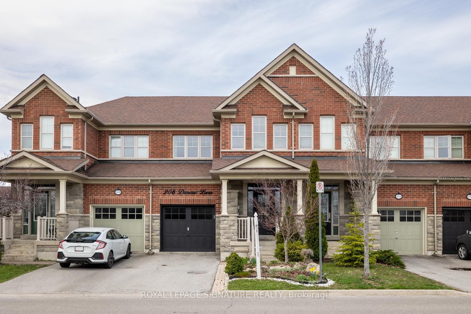 206 Duncan Lane photo 2