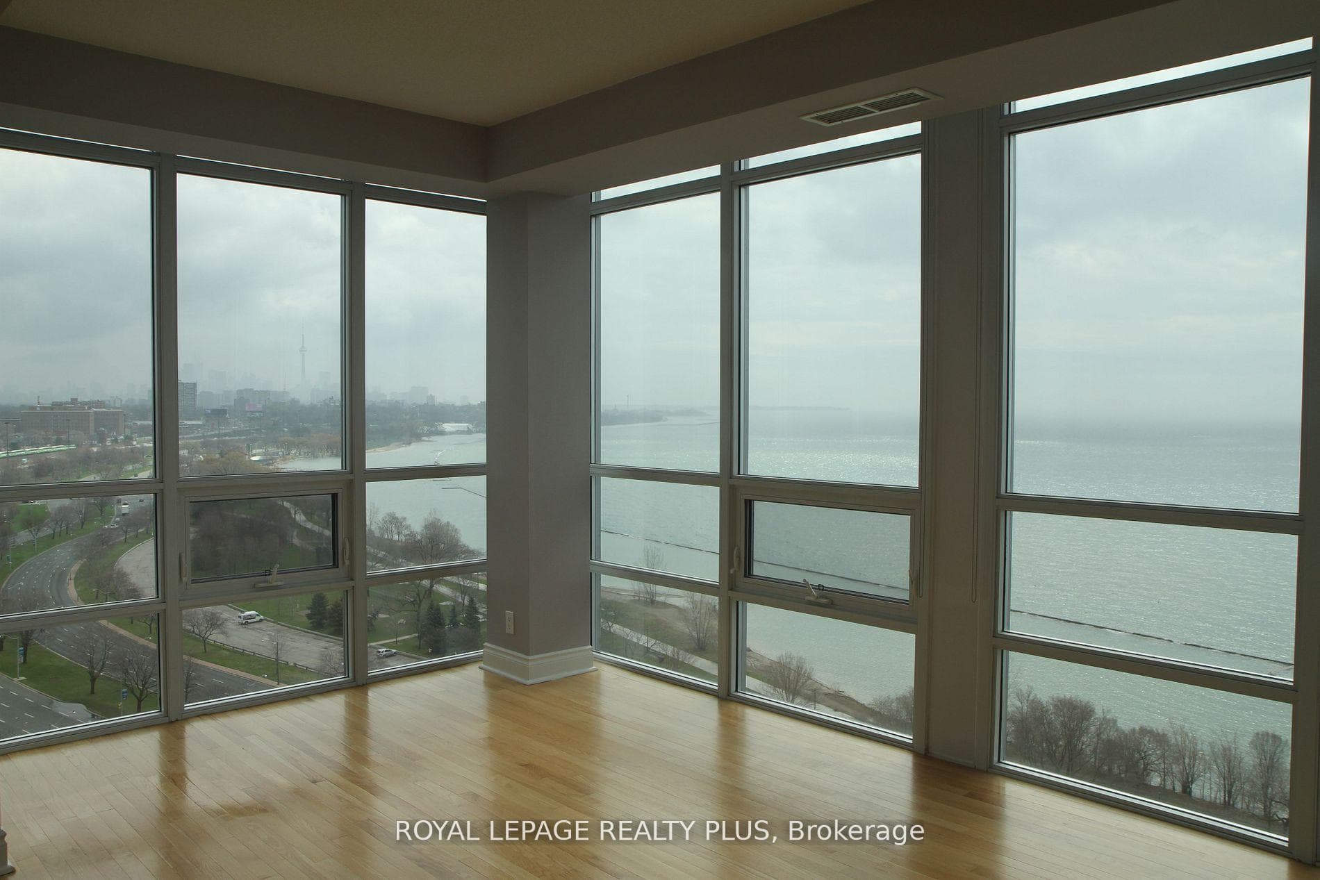 1900 Lake Shore Boulevard Unit 1802 photo 11