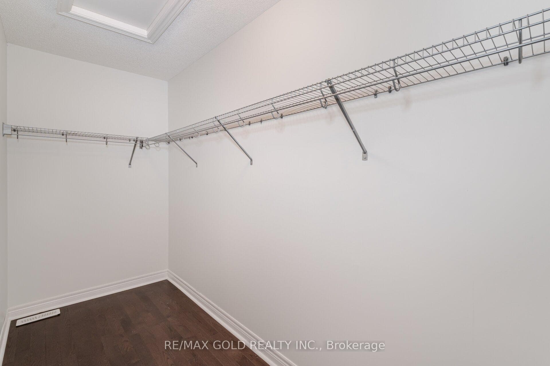 21 Pearman Crescent photo 24