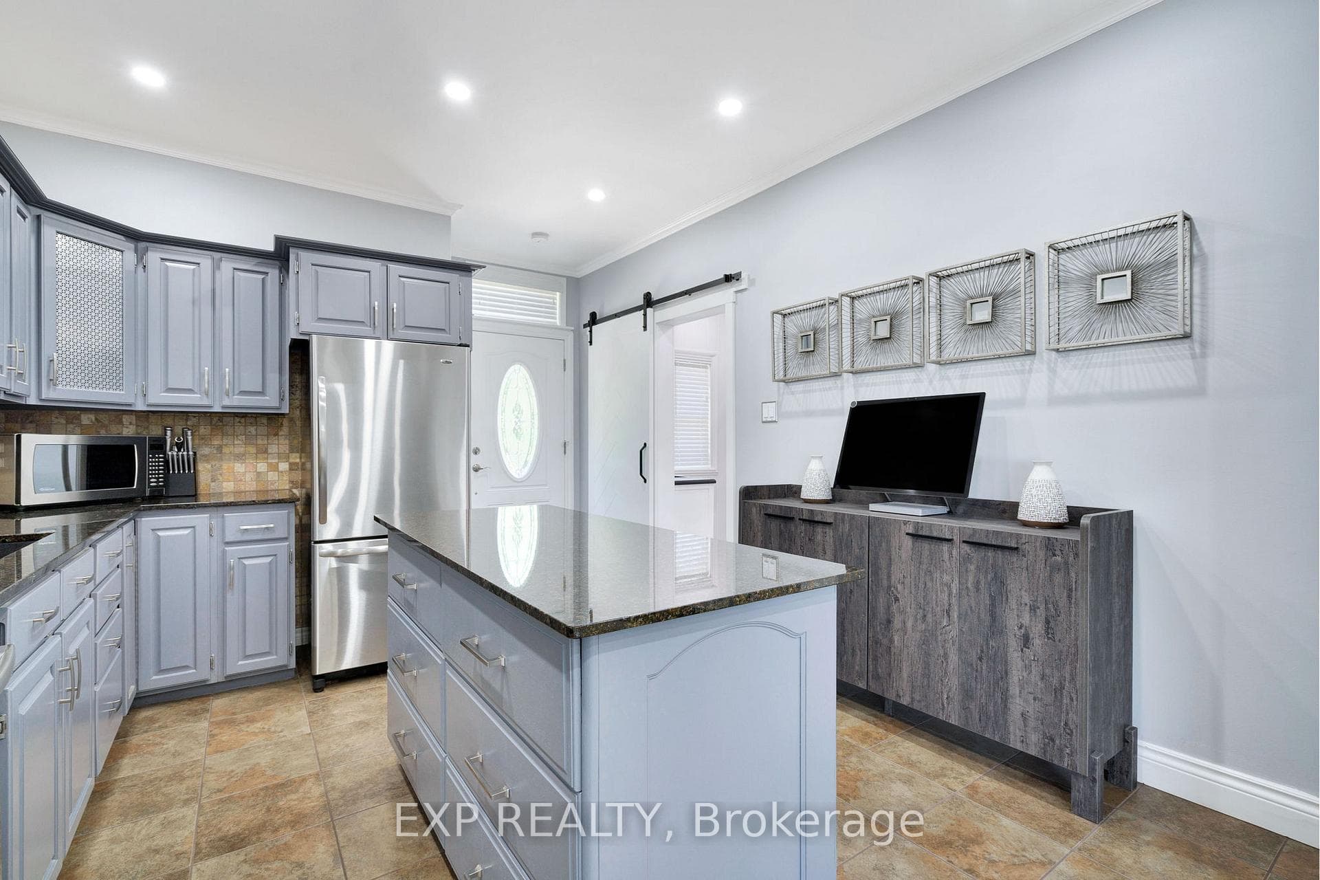 79 Heather Place photo 15