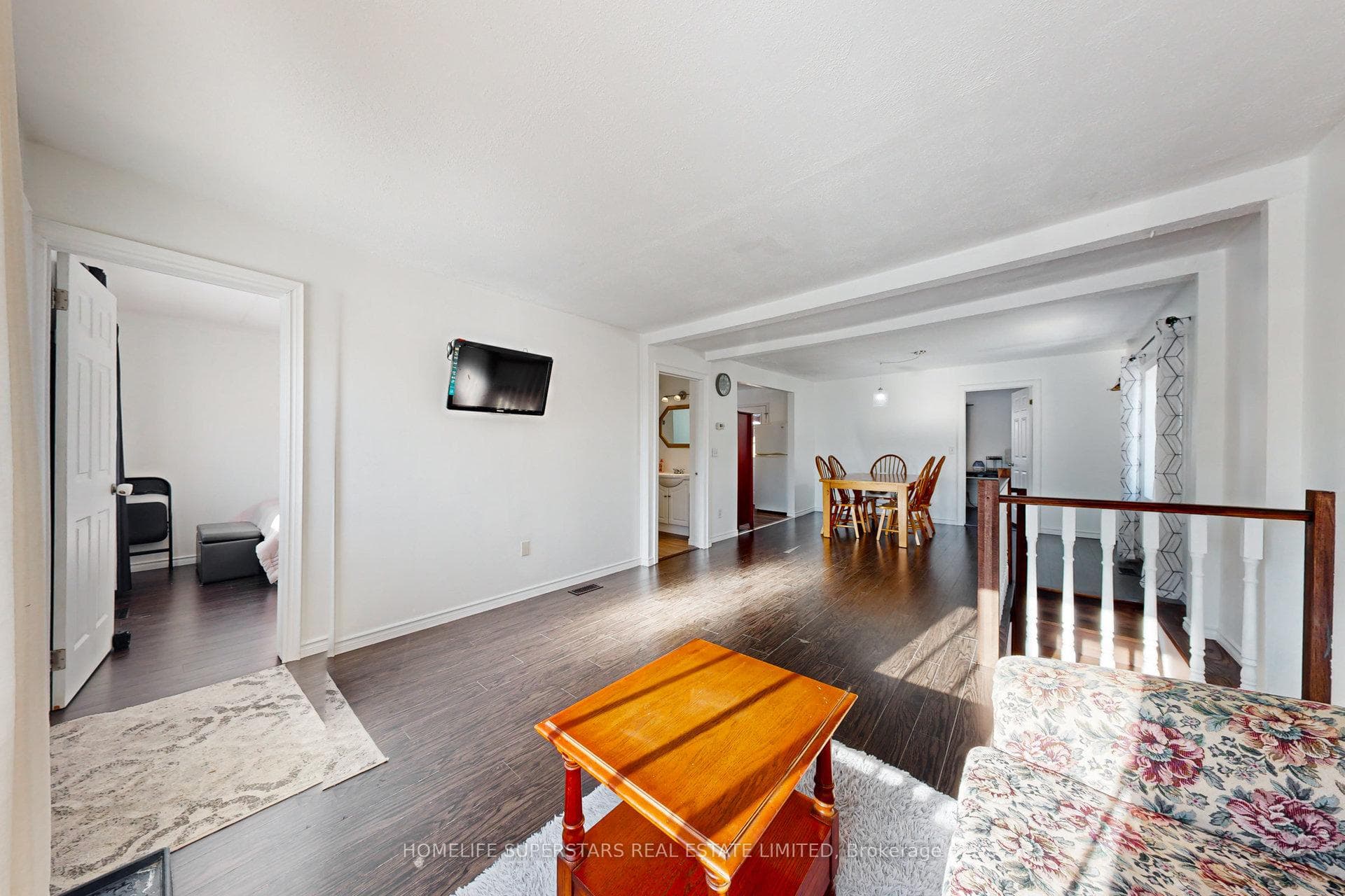 256 Annis Street photo 5