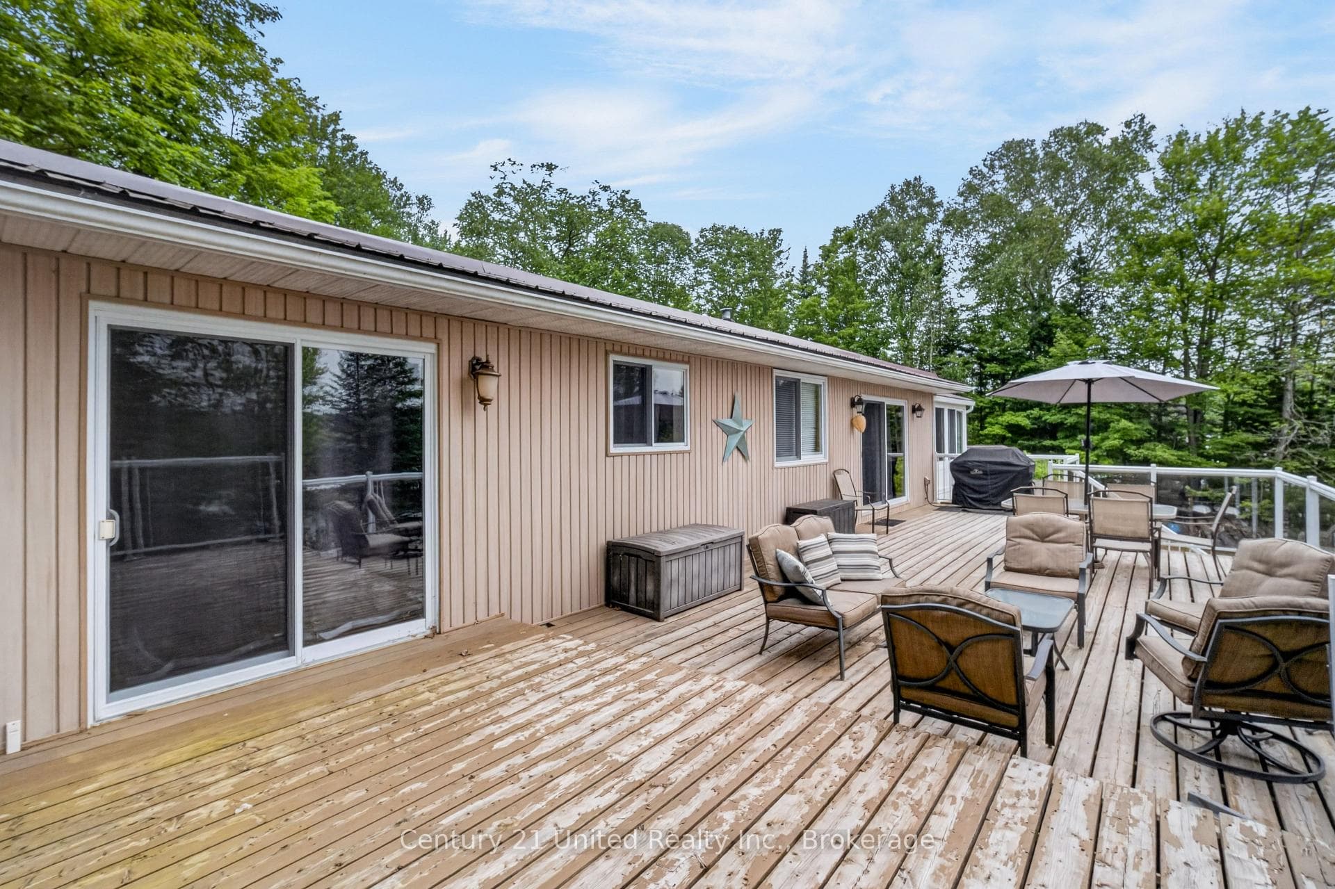 1047 Redwood Lane photo 31