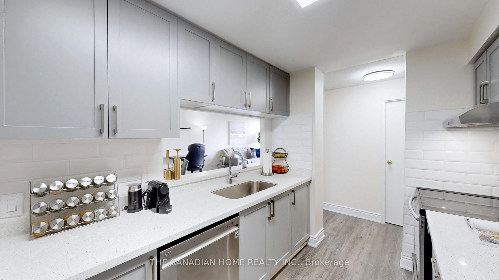 35 Trailwood Drive Unit 1117 photo 14