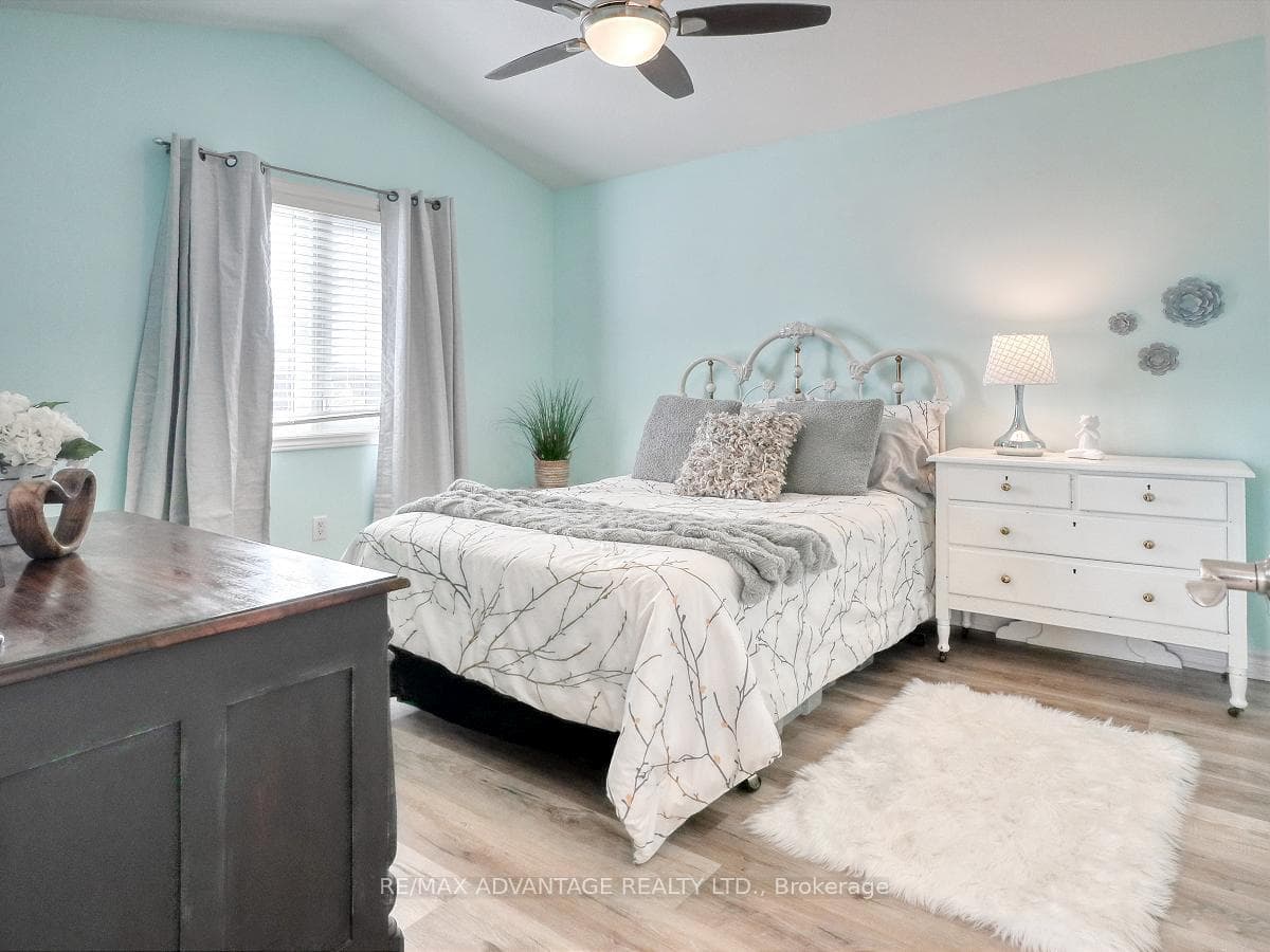 1516 Coronation Drive photo 26