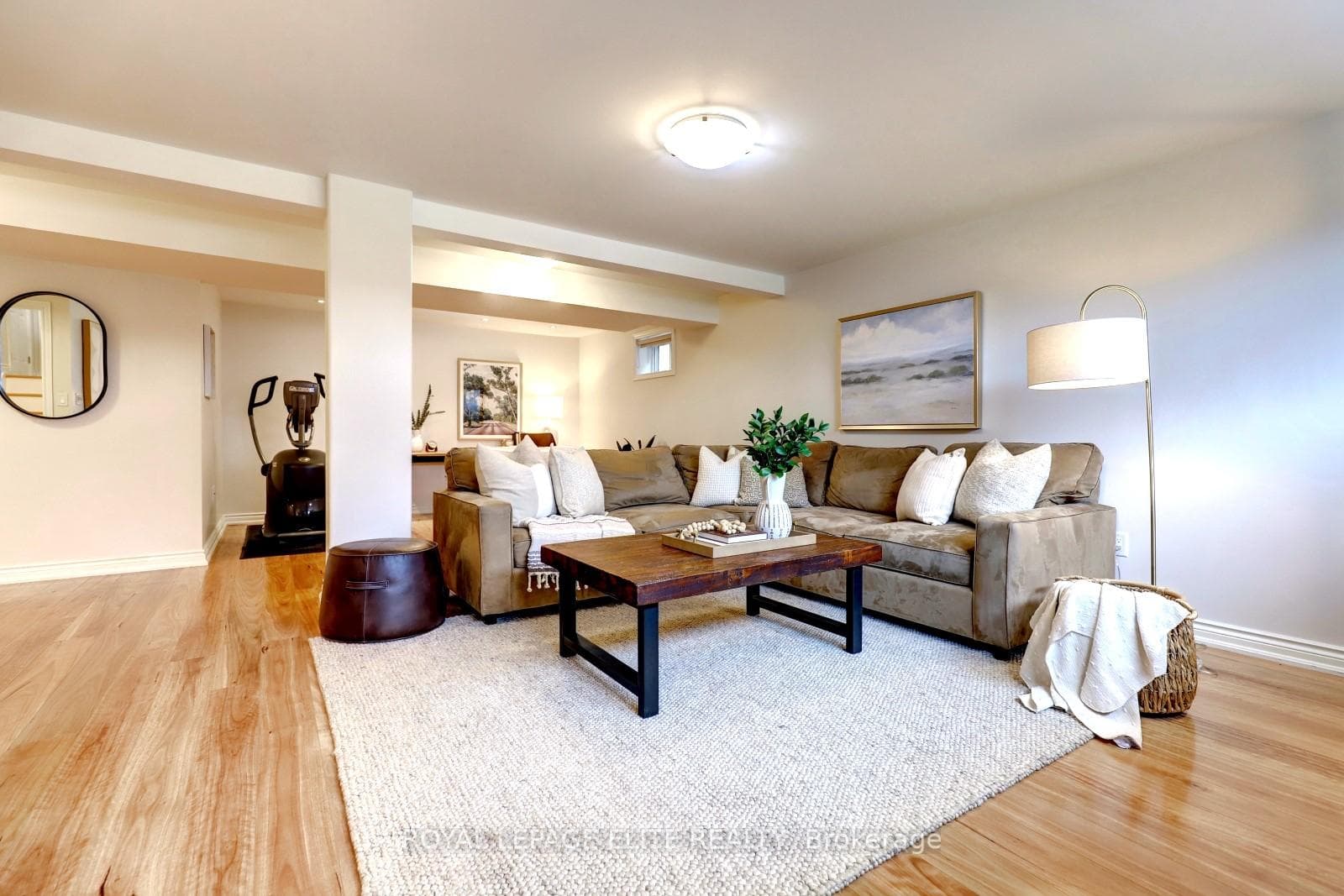 21 LUDSTONE Drive photo 21