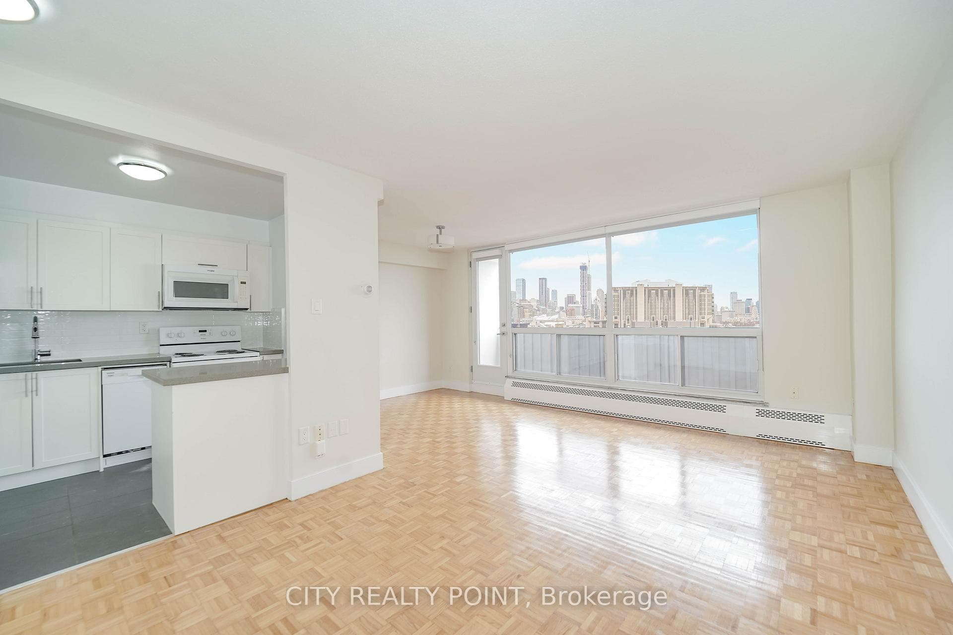 666 Spadina Avenue Unit 1101 photo 3