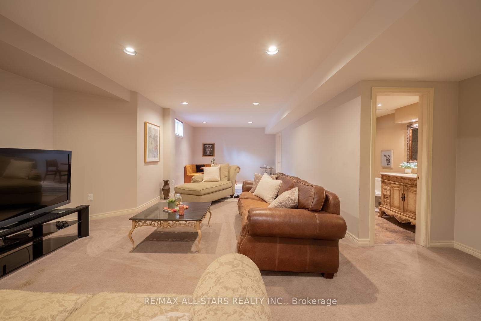 129 Lori Avenue photo 35