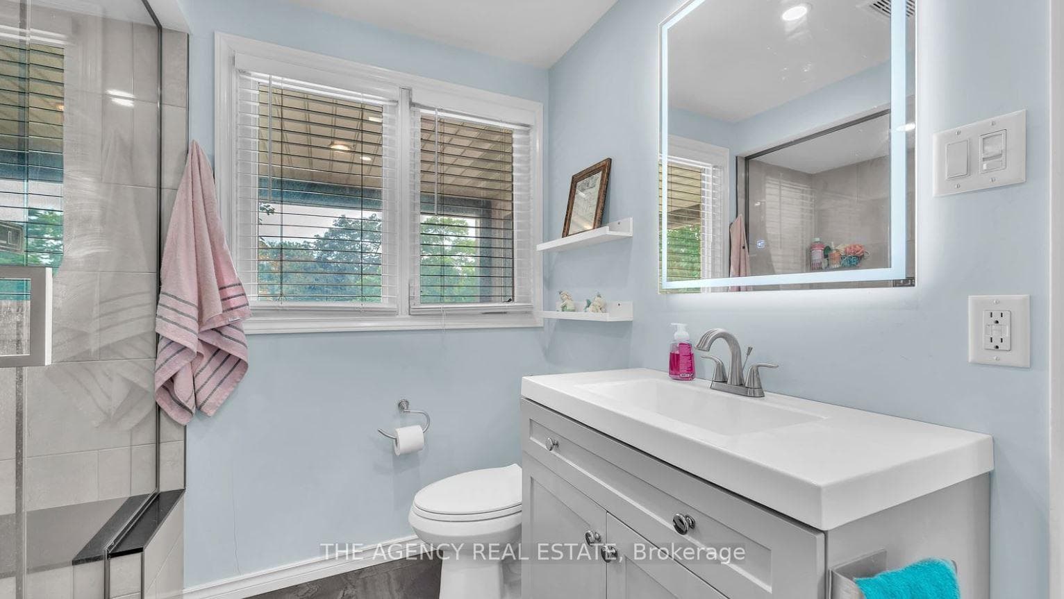 443 Grand View Avenue photo 12