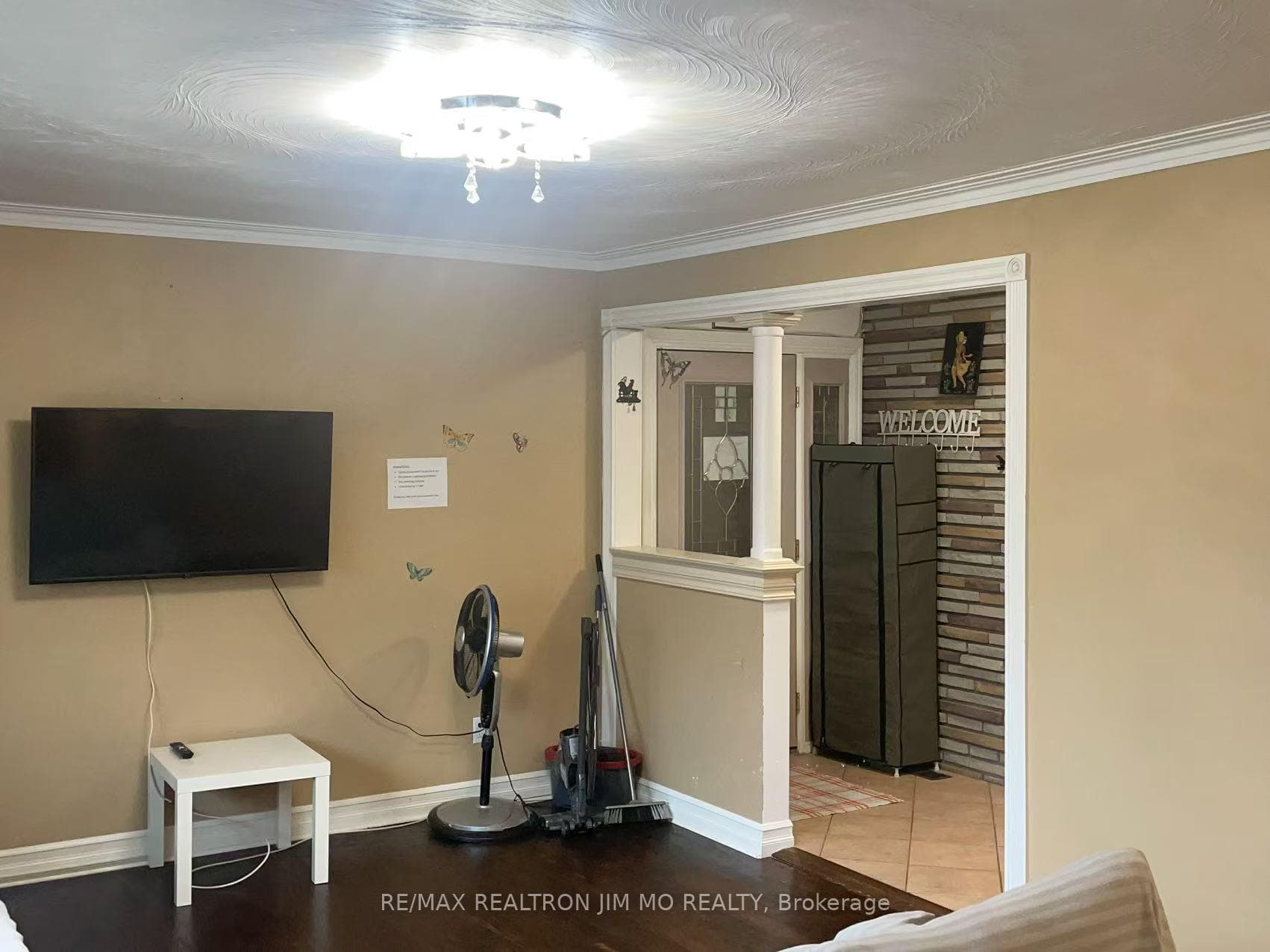 6 Royal Doulton Drive Unit Main photo 6