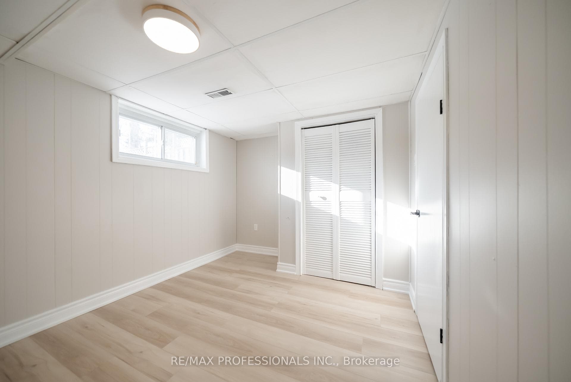 21 Lesmar Drive photo 26
