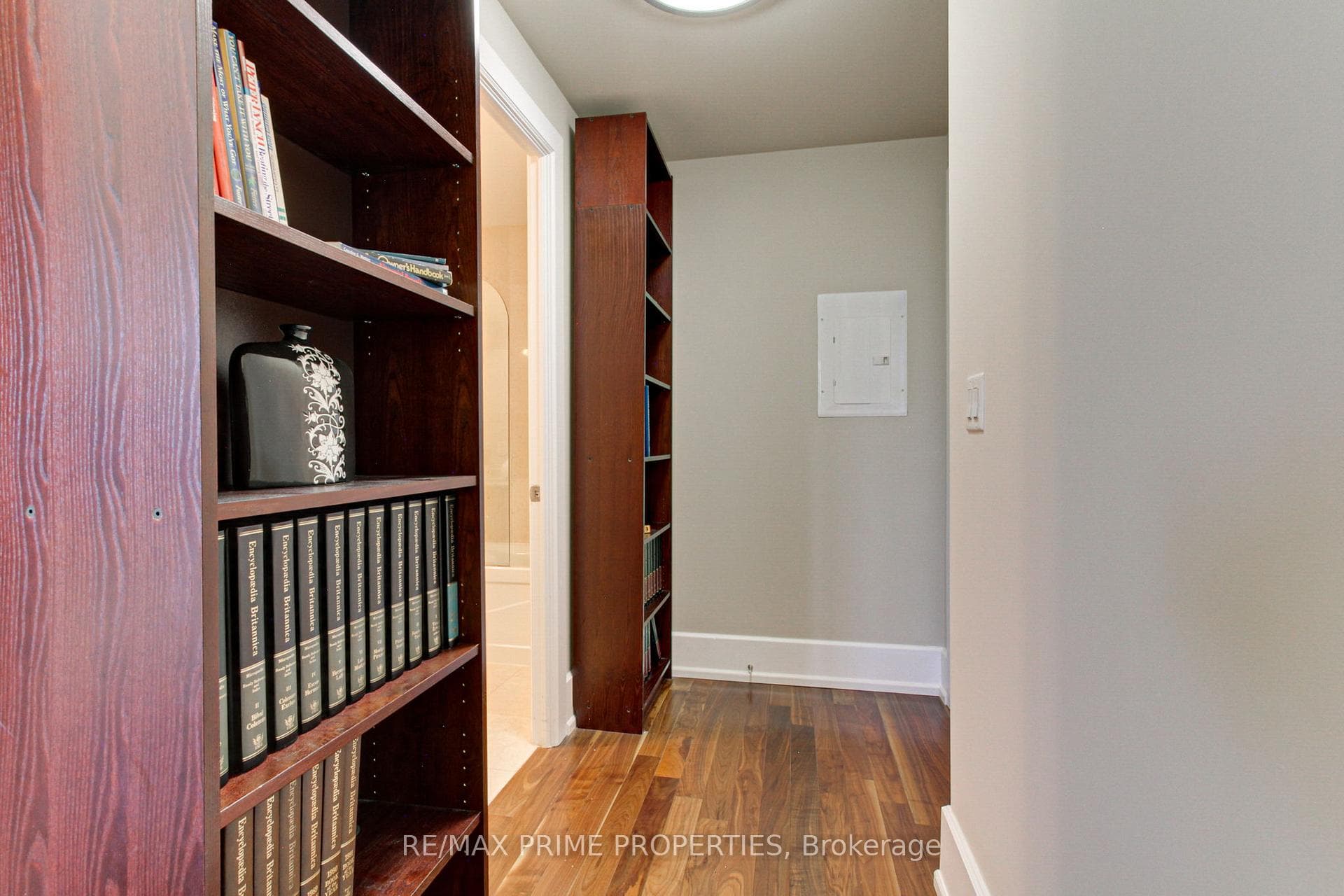662 Sheppard Avenue Unit 1206 photo 21
