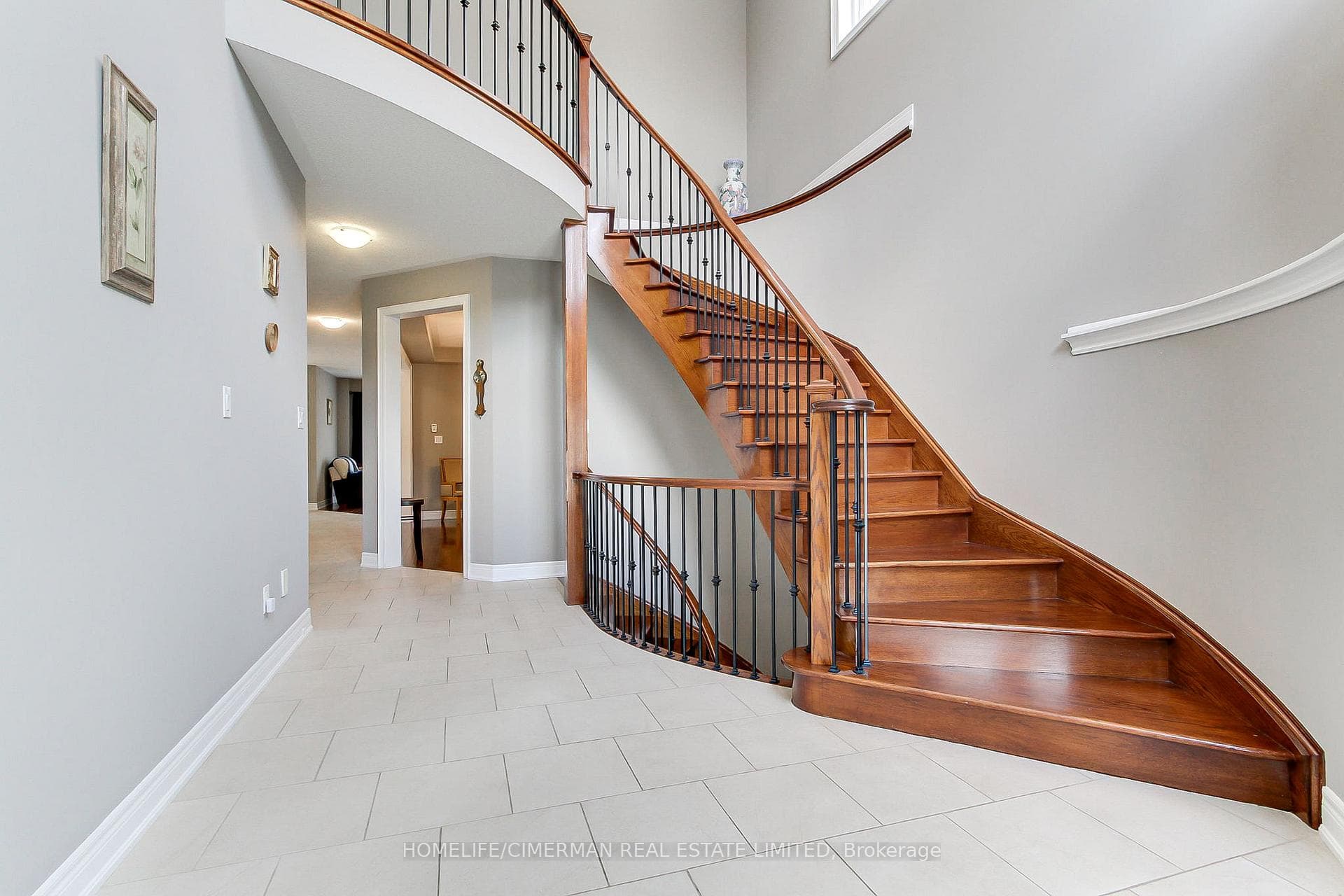 88 Chelsea Crescent photo 5