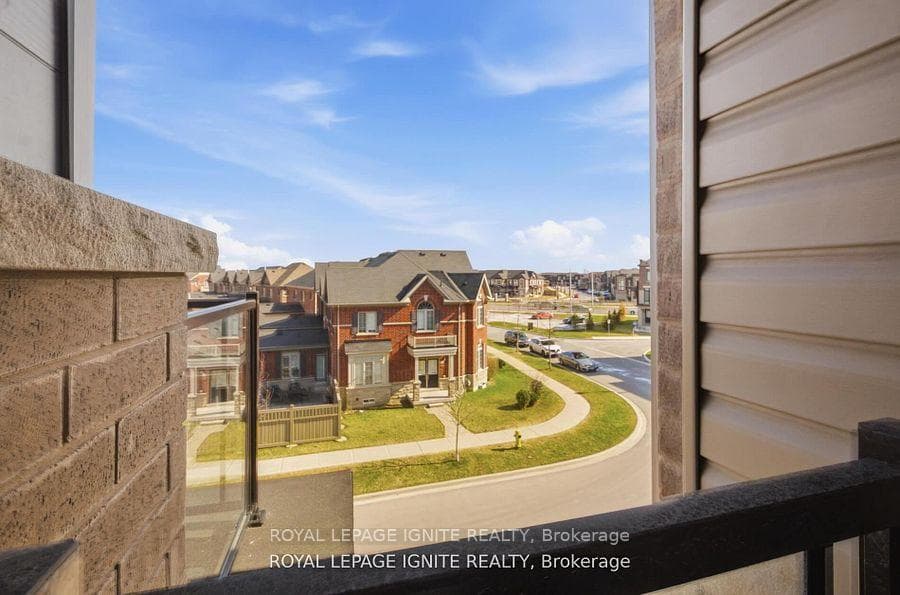 255 Moody Drive photo 23