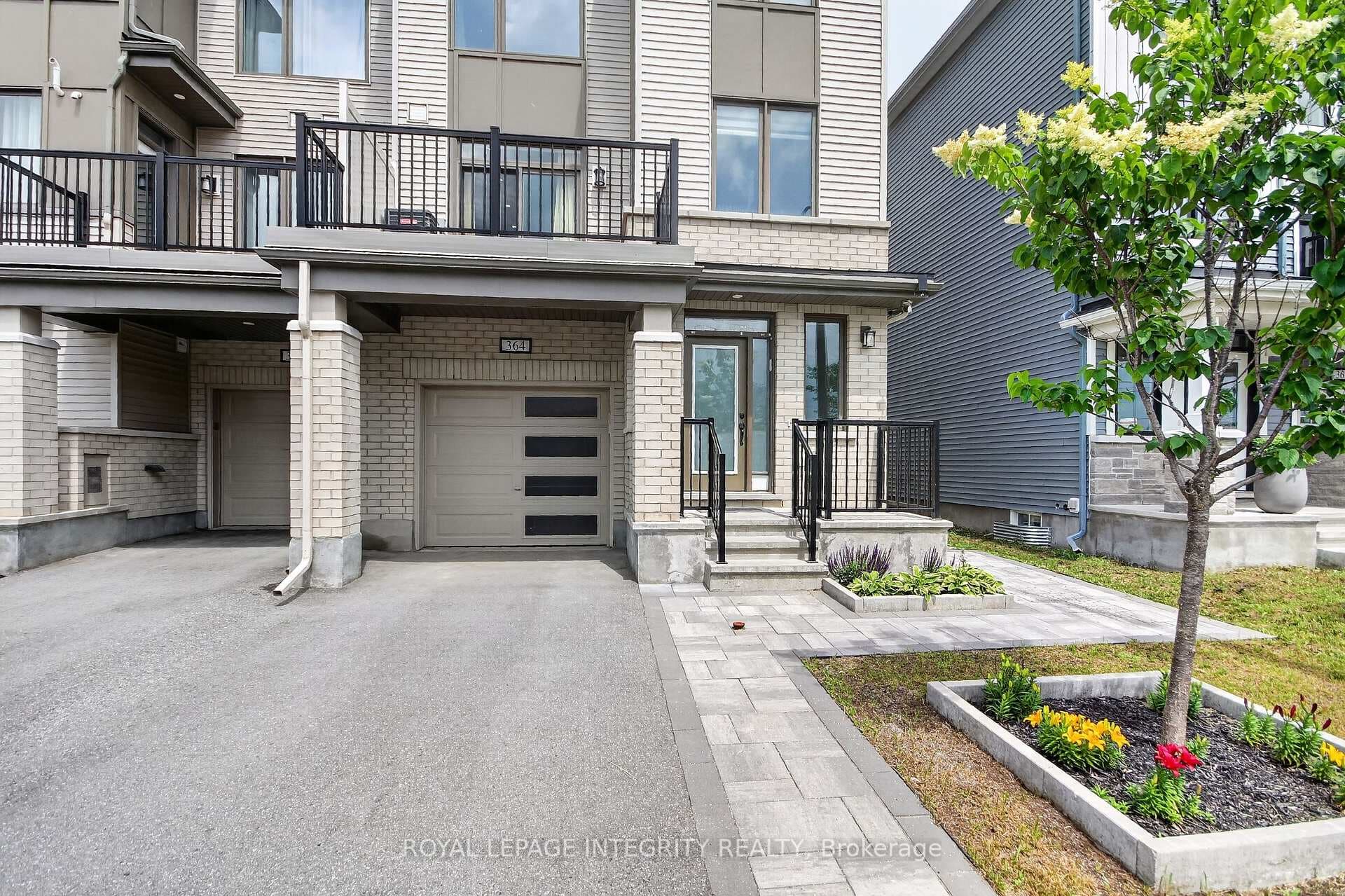 364 Aphelion Crescent photo 2