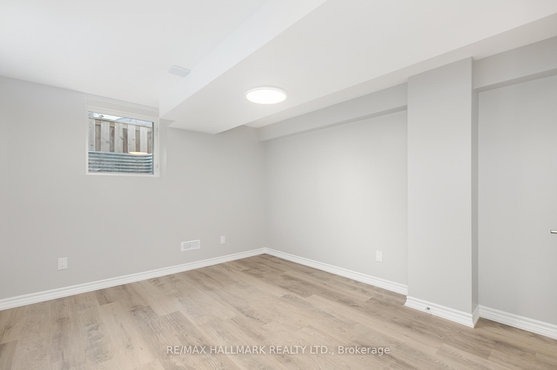 201 High Street Unit Upper photo 19