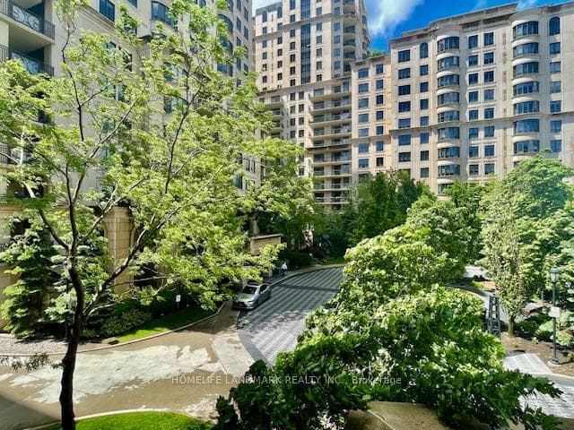 650 Sheppard Avenue Unit #201 photo 16