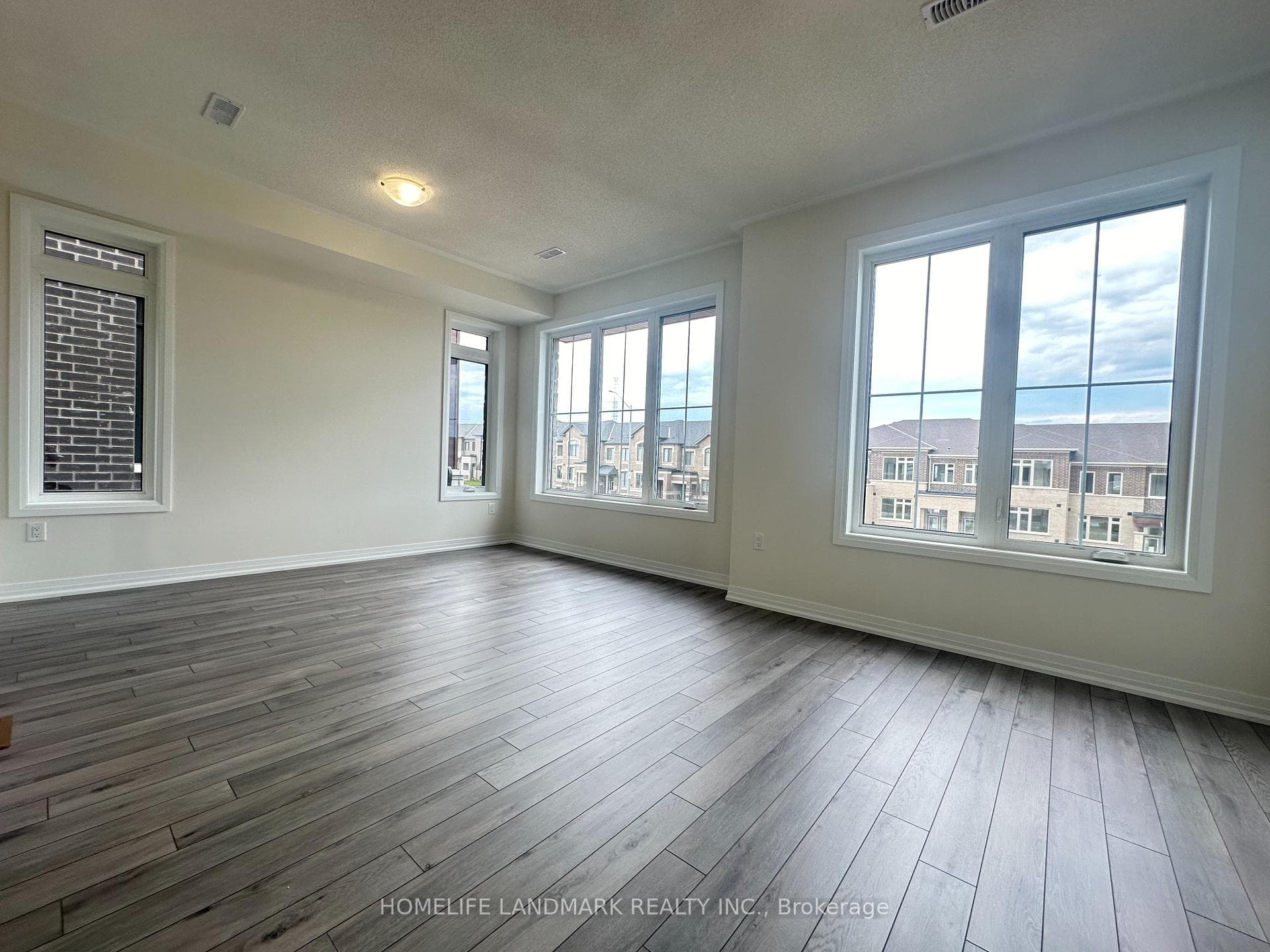 2744 Peter Matthews Drive photo 7