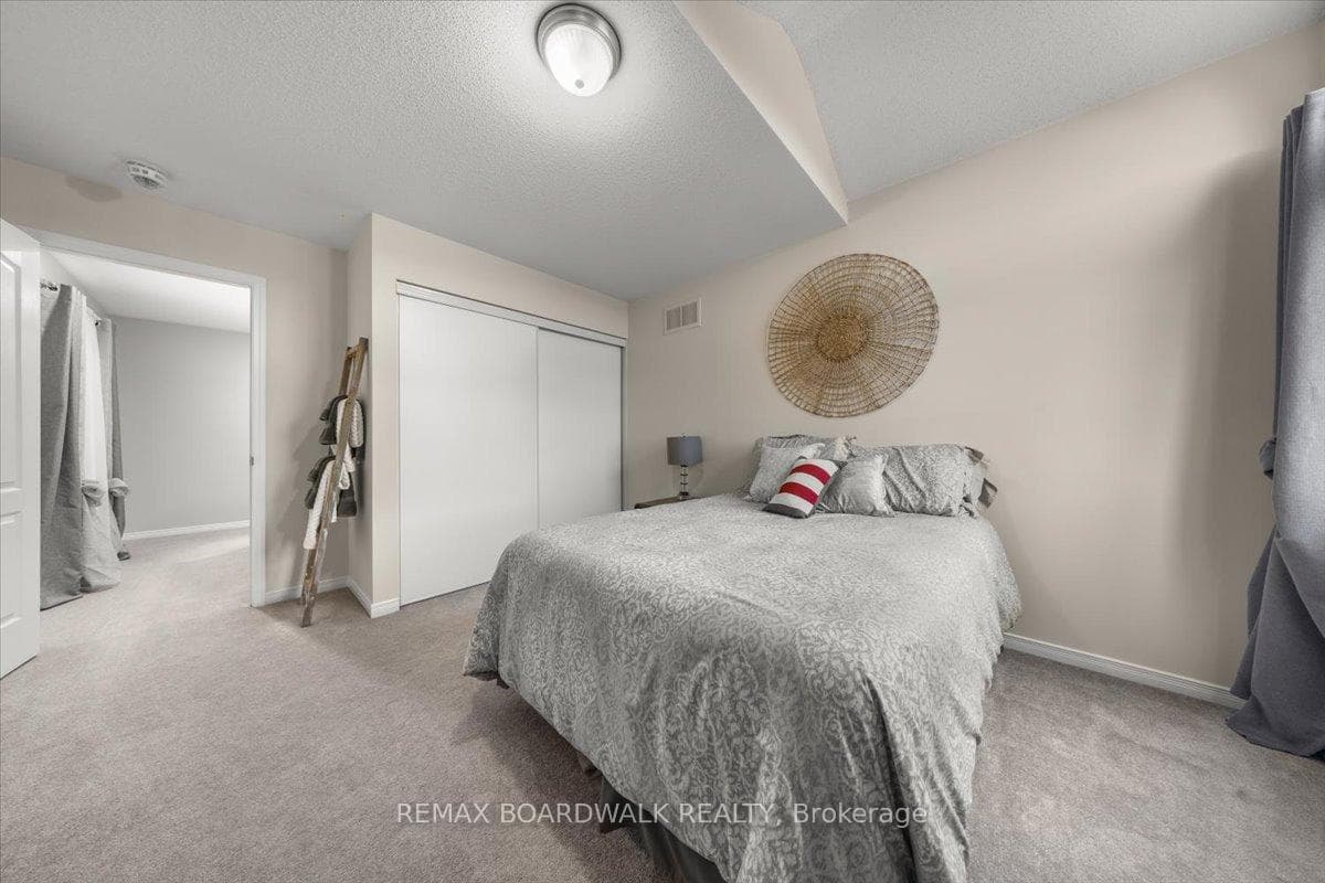 1862 Glencrest Road photo 27