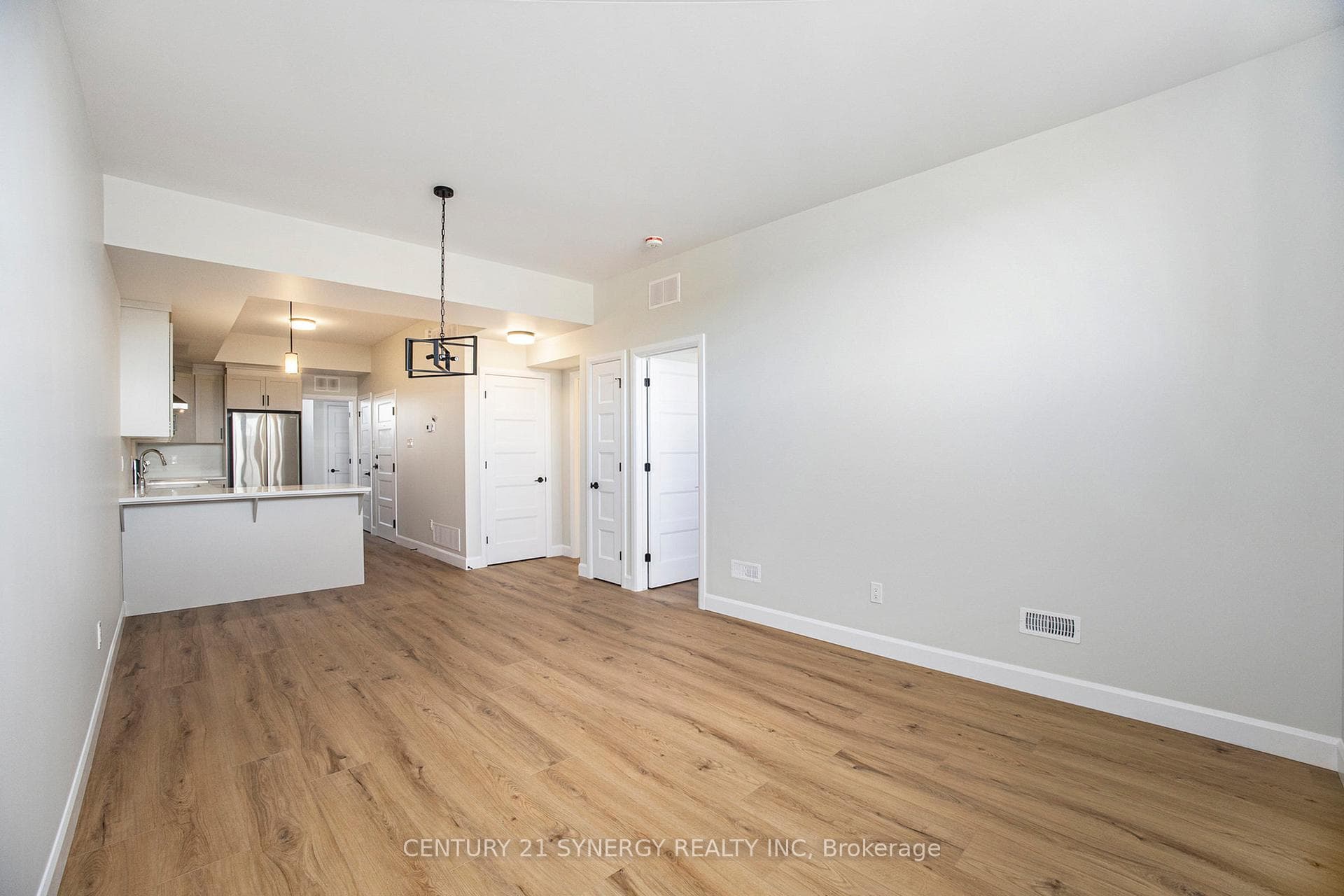 65 Helen Street Unit B photo 4