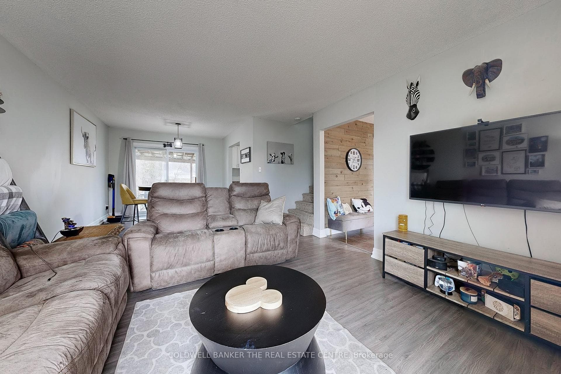 Amazing open concept area for entertaining