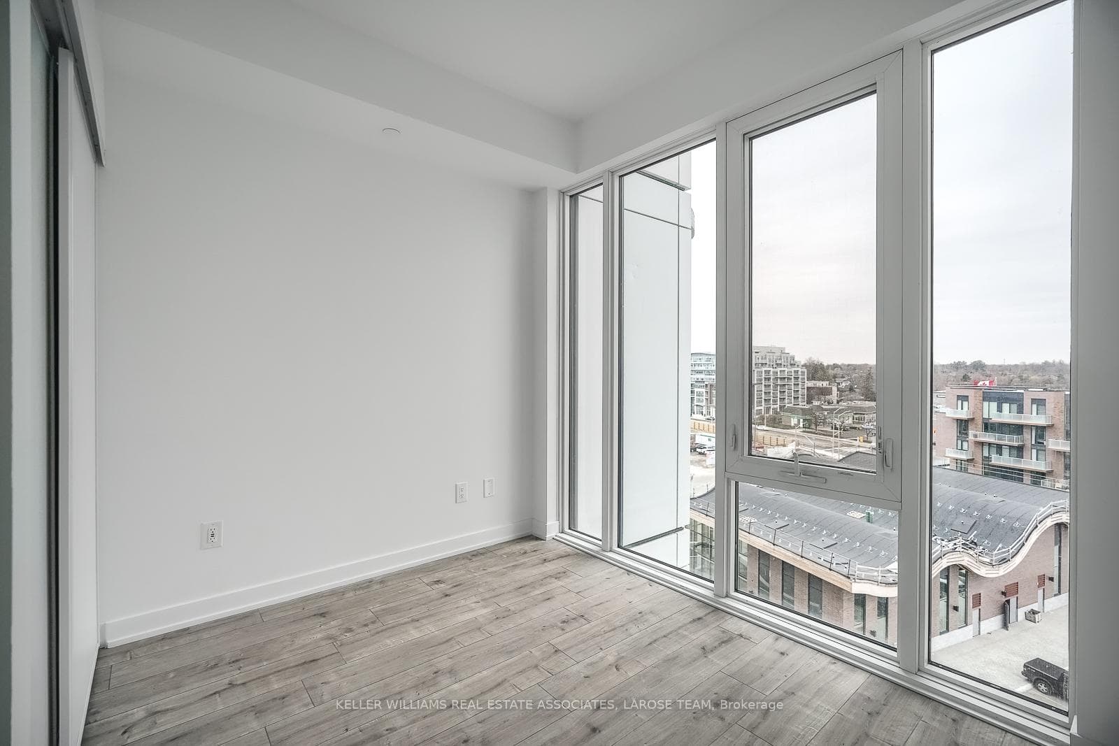 220 Missinnihe Way Unit 702 photo 23