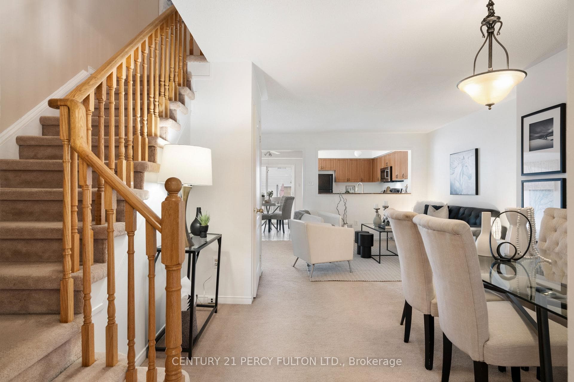 31 MacMillan Avenue photo 4