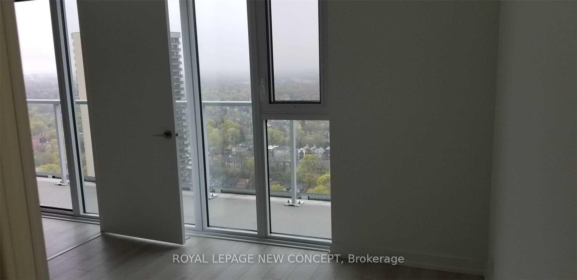 33 Helendale Avenue Unit 2401 photo 7
