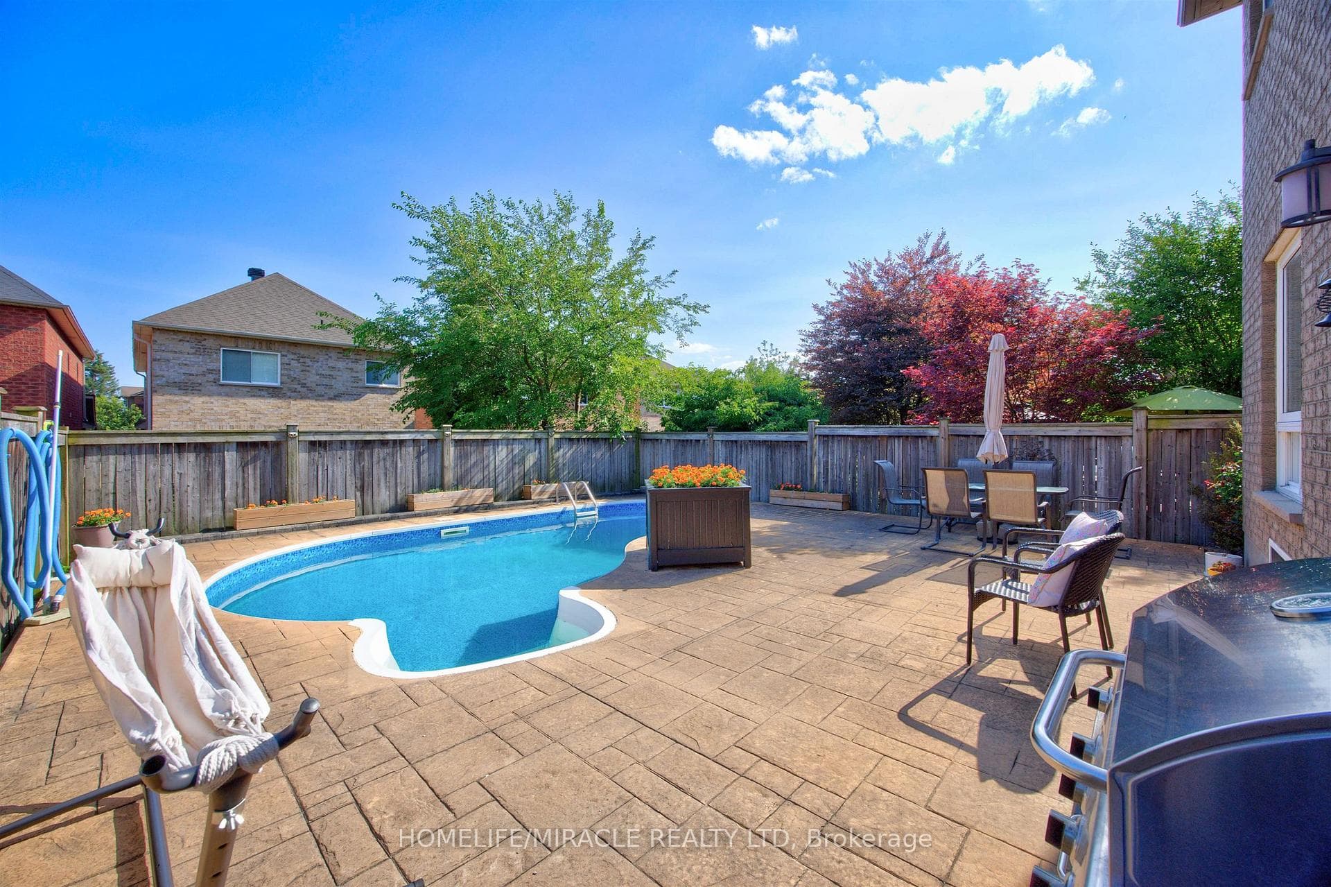 93 Scepter Place photo 40