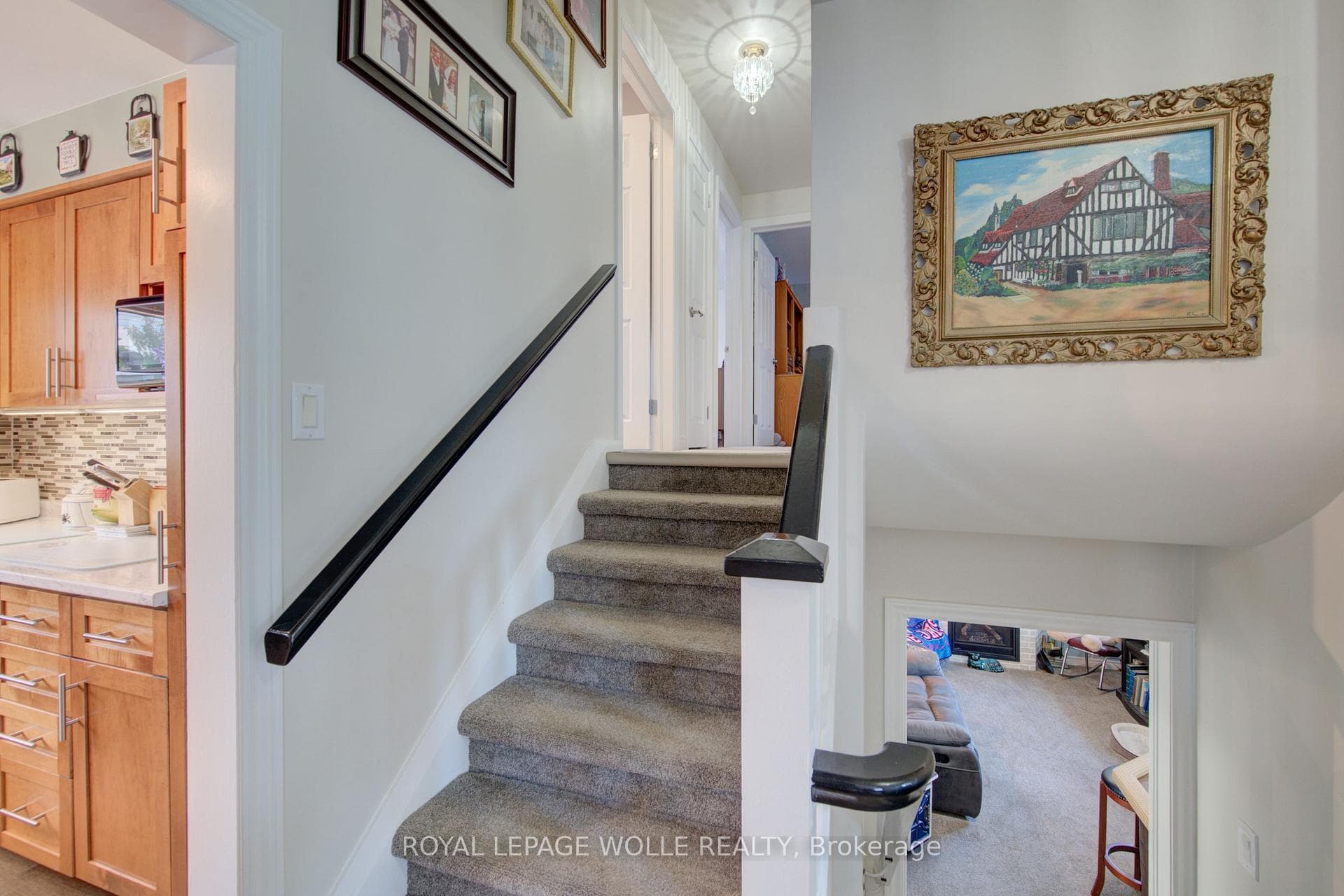 99 Highman Avenue photo 9