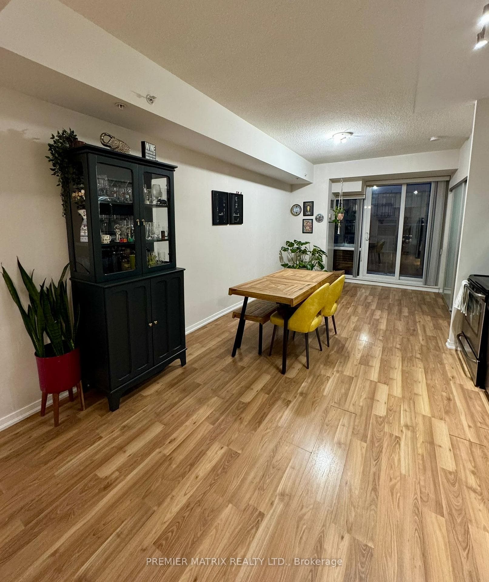 20 Joe Shuster Way Unit 1409 photo 9