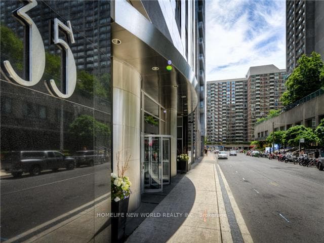 35 Balmuto Street Unit 2502 photo 1